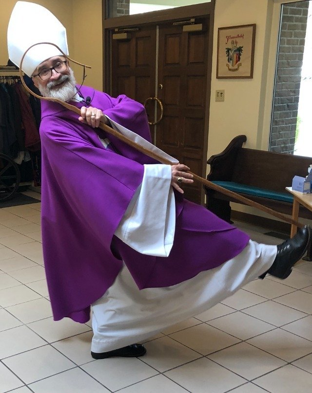 Bishop Matthew Cowden visited St. Thomas a Becket on the fourth Sunday of Advent for a Service of Confirmation. ✝💟