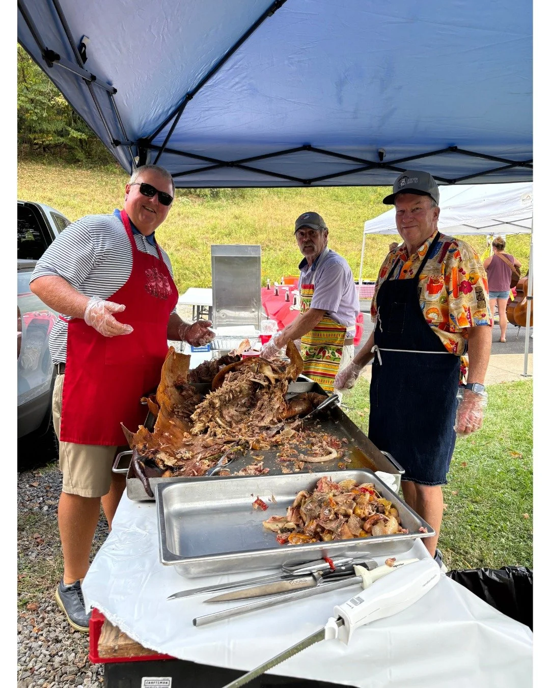 Wine & Swine 🍷🐖 was a great event, even with the uninvited guest of the rain. Guests transitioned into the parish hall graciously to enjoy fellowship in small groups while enjoying the pig roast menu. We had the opportunity to visit with many o