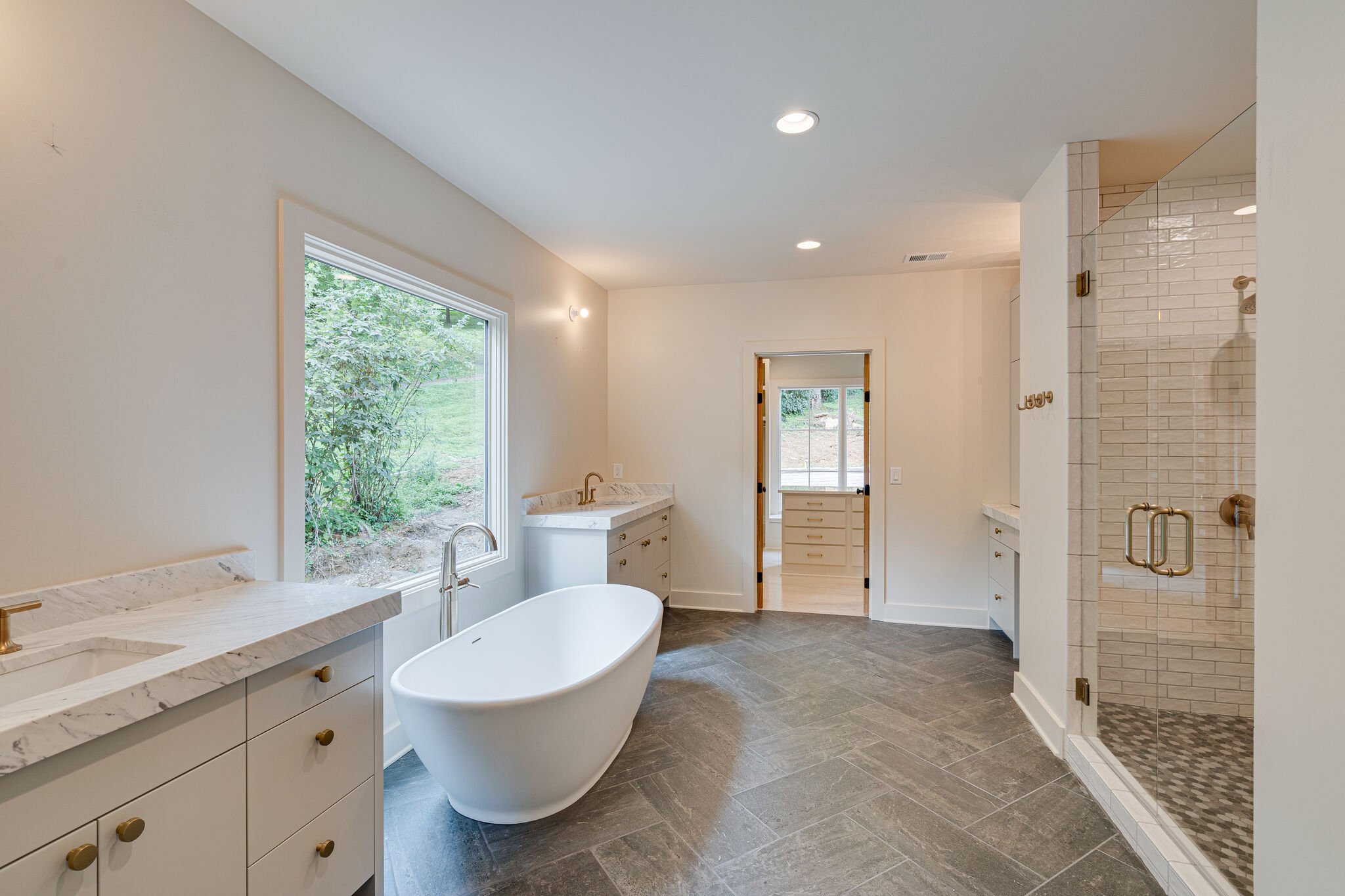 1201 Master Bath.jpg