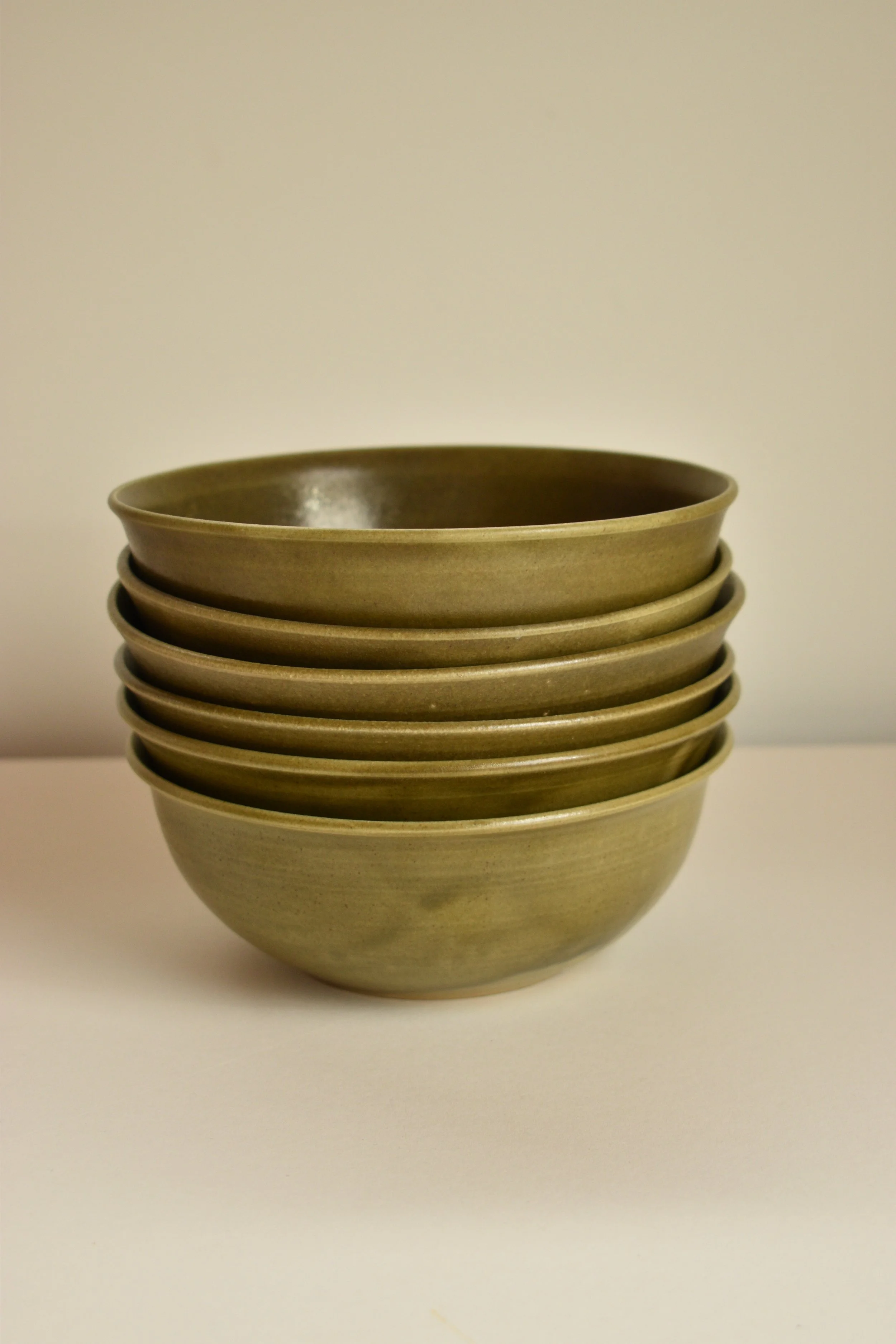 68 - Bowl - Olive Oil