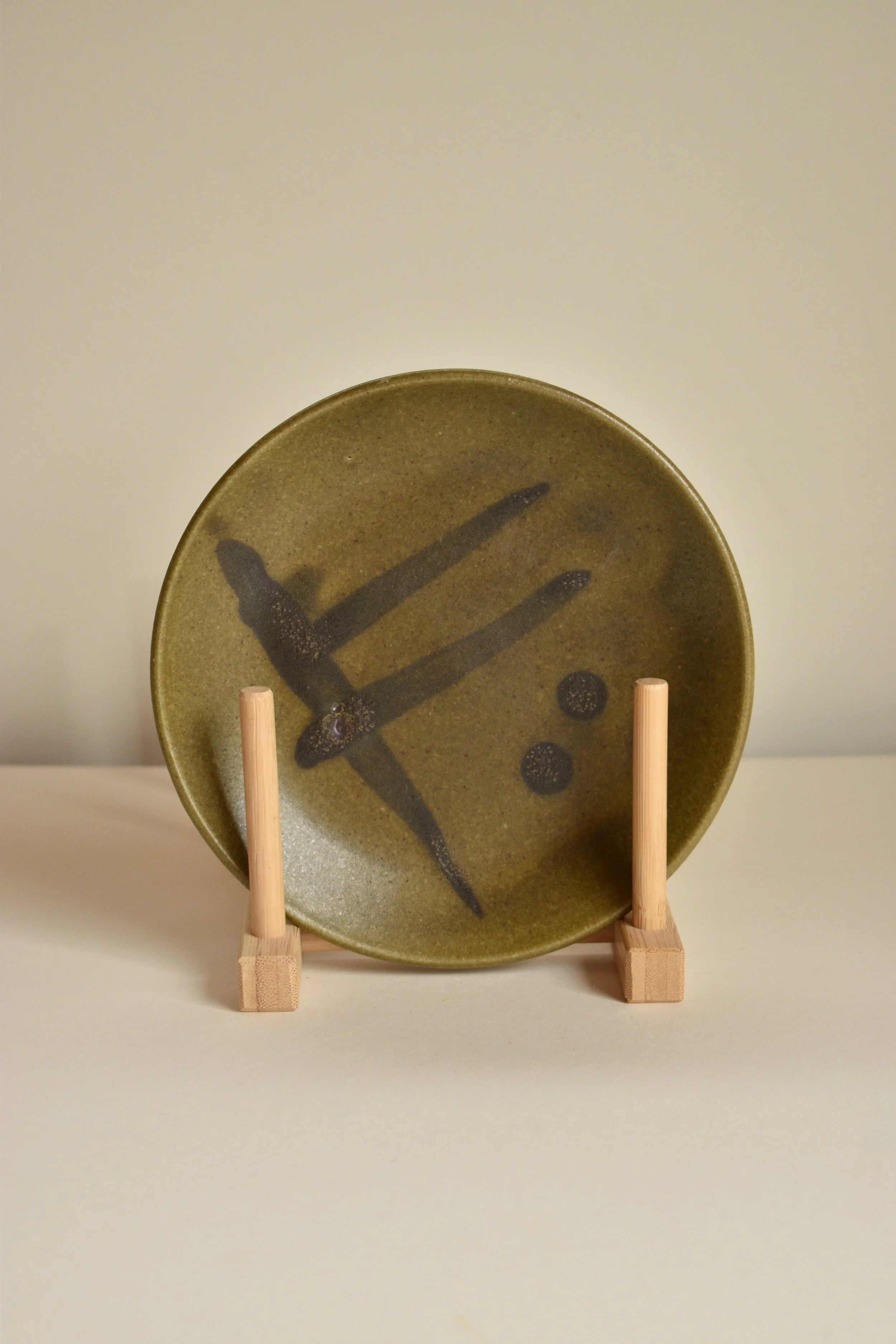 77 - Side plate - Olive Oil