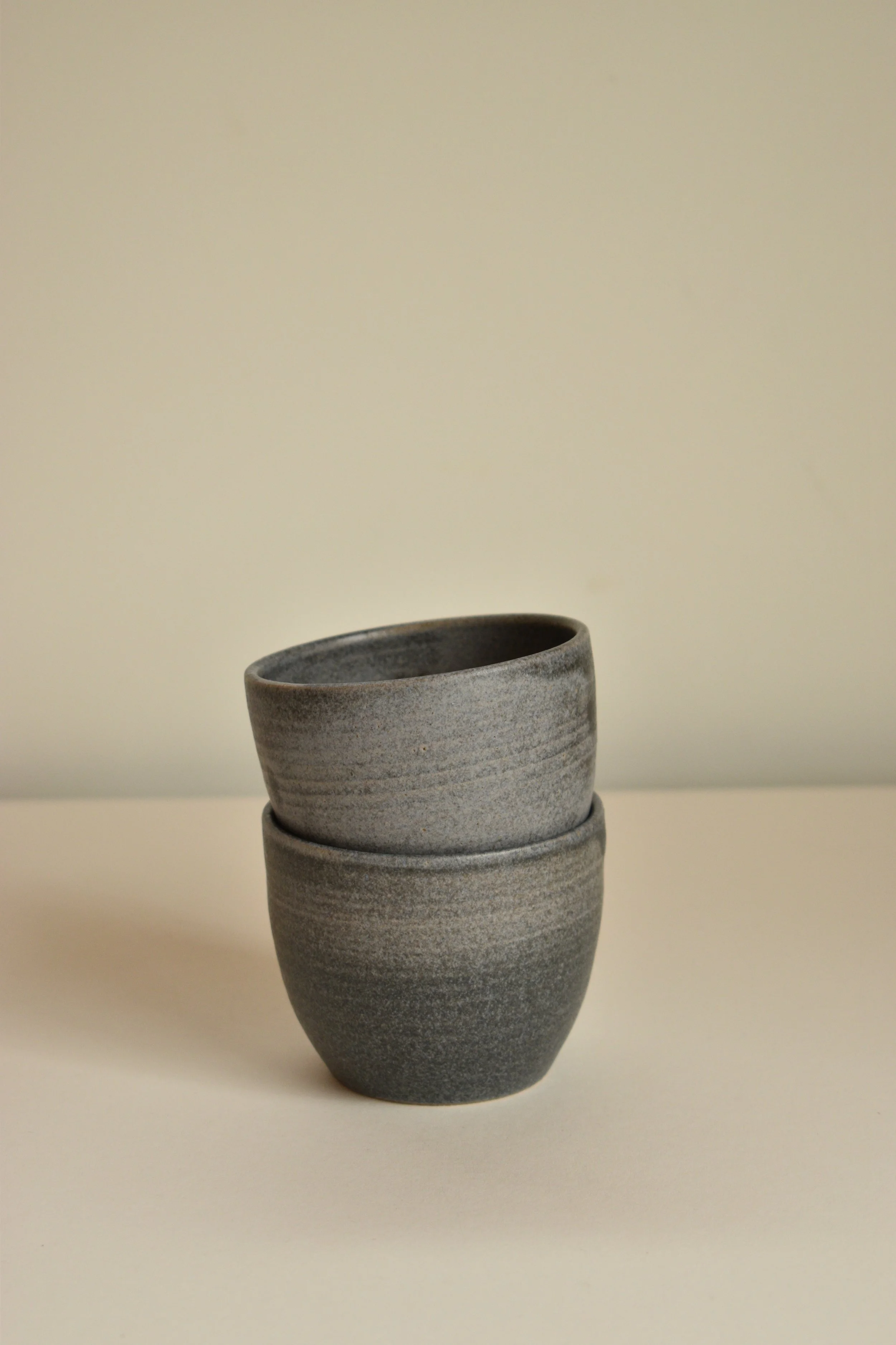 48 - Beaker - Blackberry