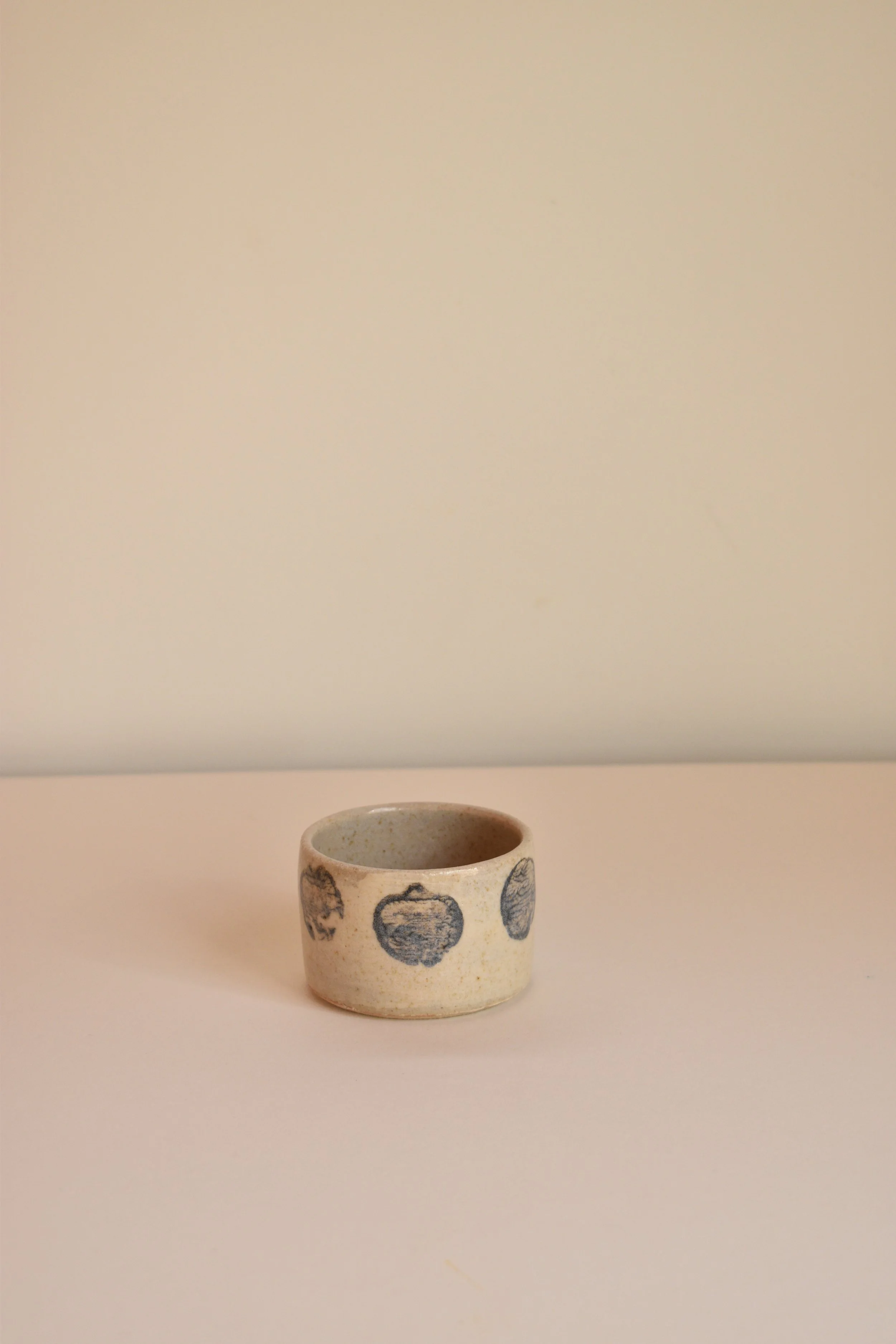 13 - Cup - Ecru slip