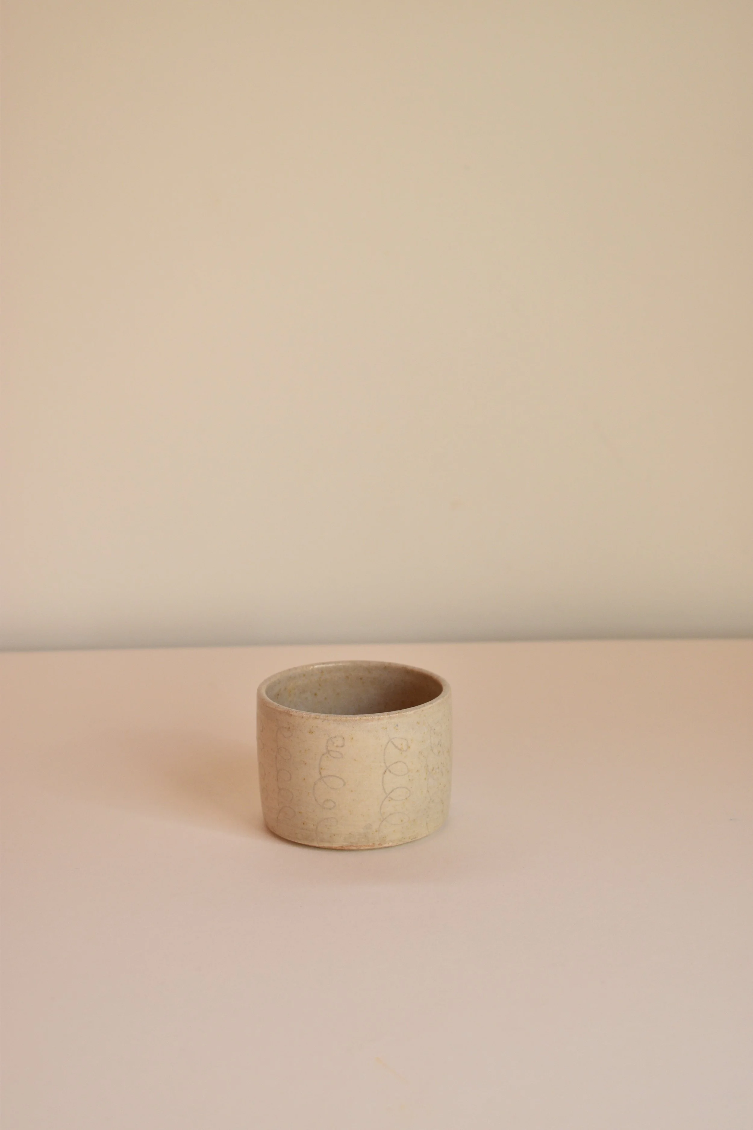 12 - Cup - Ecru slip