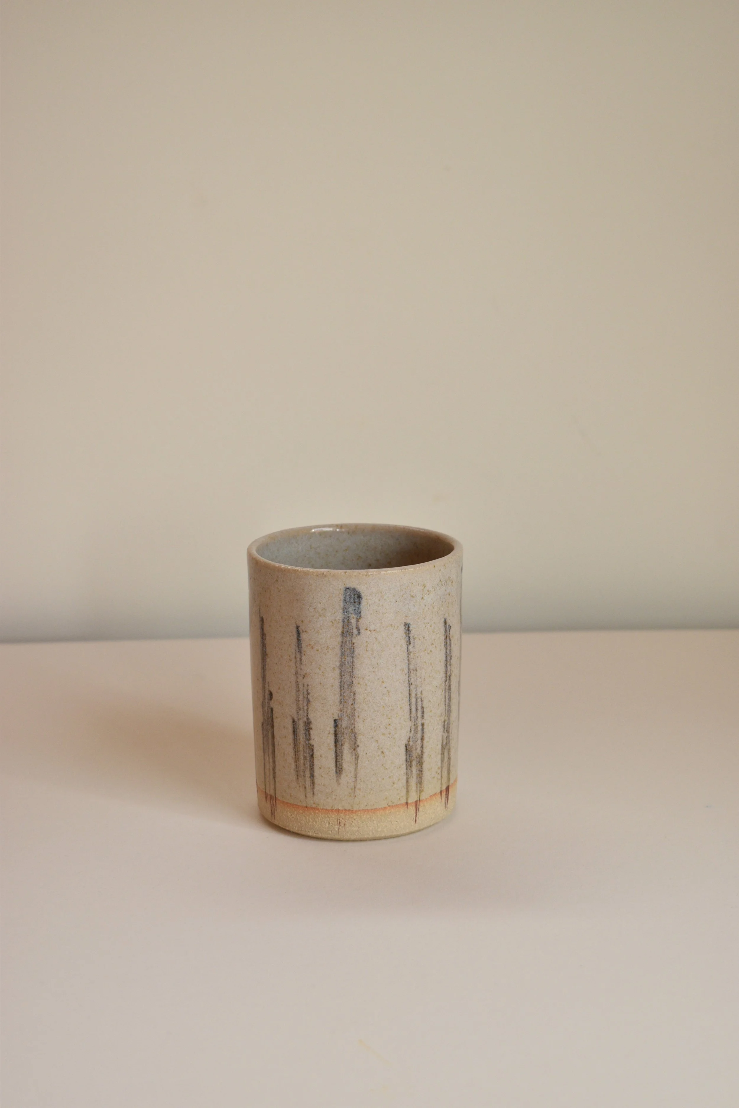 16 - Cup - Ecru slip