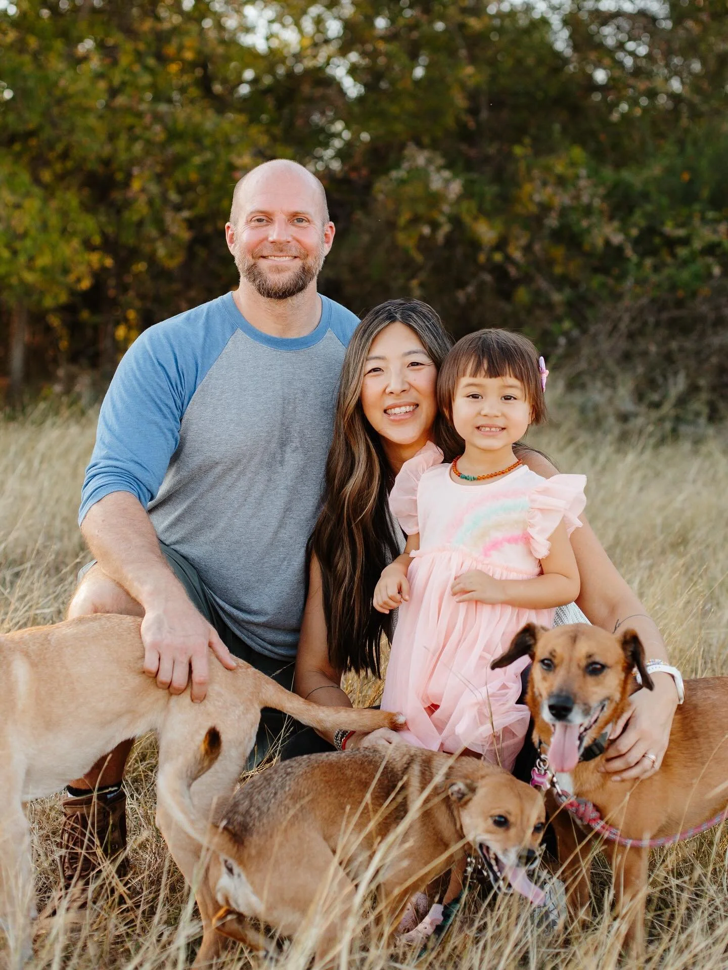Behind the scenes of our fall photos&hellip; aka real life leadership training 😂🍂

Brian spent three hours axing down a tree in our yard, and it finally fell about 15 minutes before photos. No time for a shower. Still in his boots.  Honestly a mira