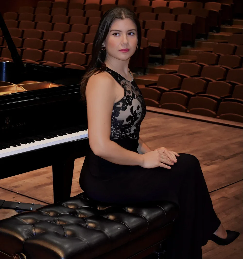 Beatrice Söderberg Yibirin Pianist