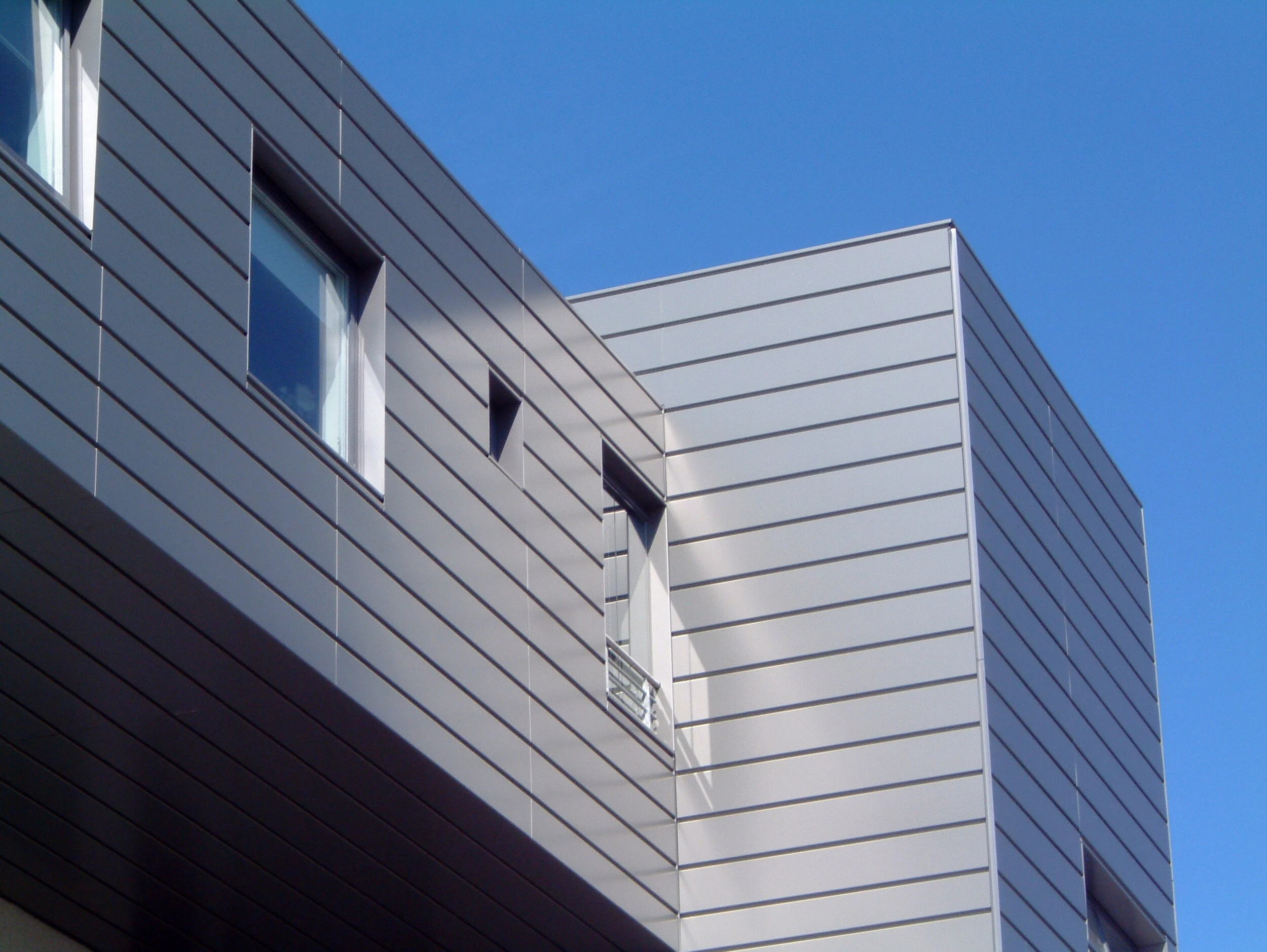 Suðurhlíð 38 -Norður2.jpg