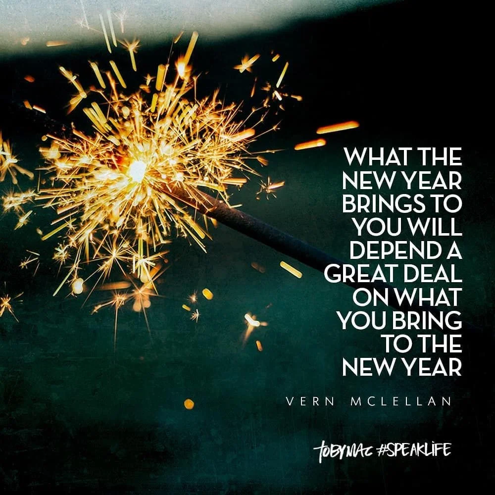 May this new year bring you all good things: peace, love, health, rest, friendships, new opportunities, and joy!
Happy 2026!
.
.
#ListenWithLynn