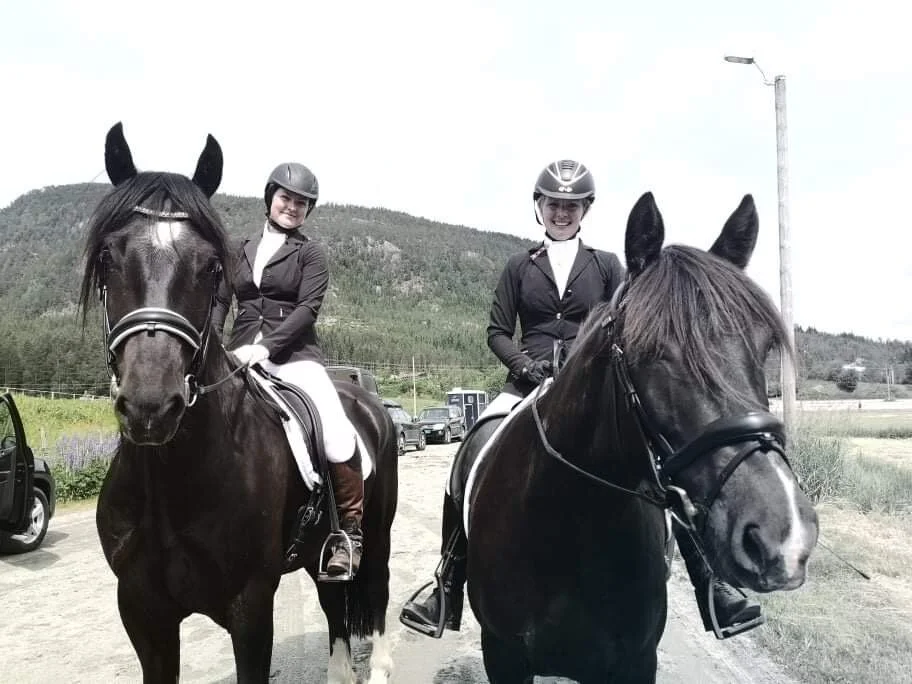 Dressur og Sprang i Førde i helga.