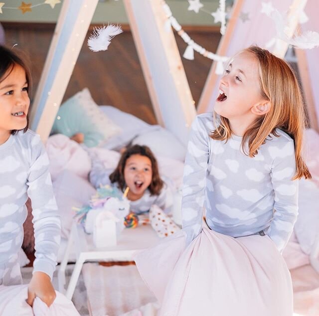 THE ULTIMATE GUIDE TO SLEEPOVER PARTY SUCCESS is live on the Events by JBK blog right now!

My guide provides parents with a cheat sheet for how to create a memorable event by breaking down some of the most critical sleepover party components, link i