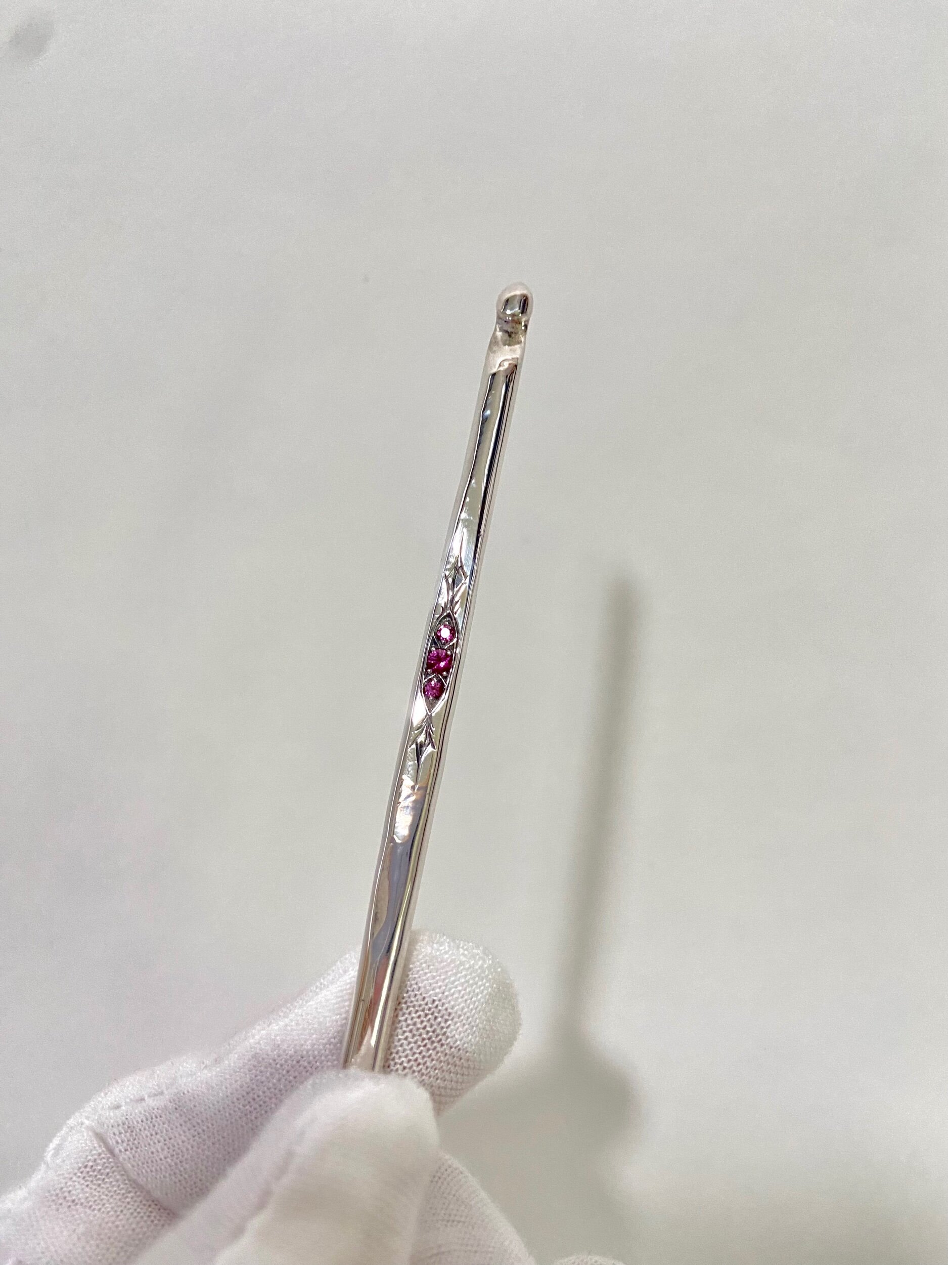 02D3DF89-D6D5-43F5-877C-428EFEFD90A0