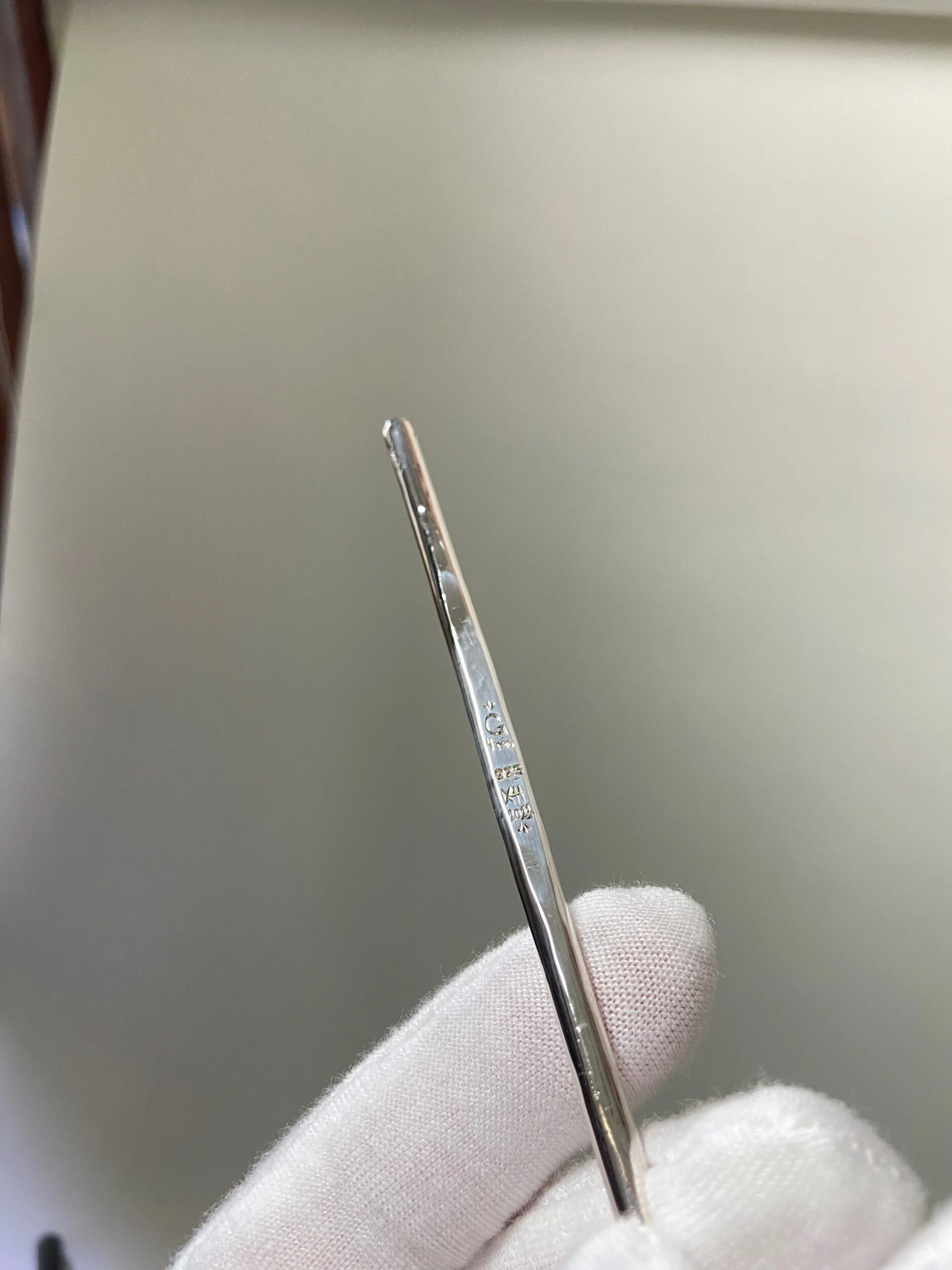 87CC94E0-D6B9-43E0-904B-031B59C902D8