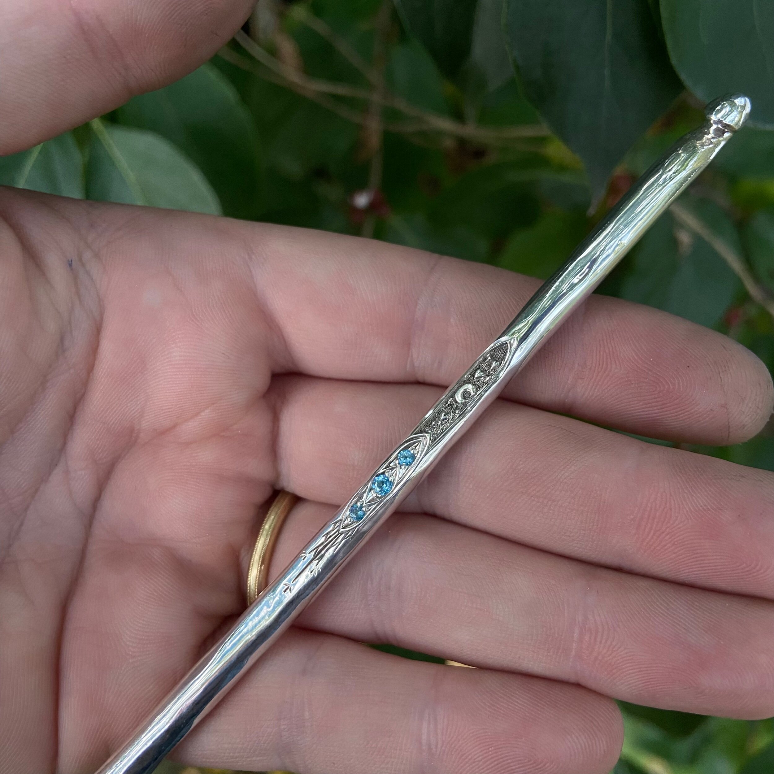 FD102AD1-5A6F-457D-B0C8-3C81CCA49798