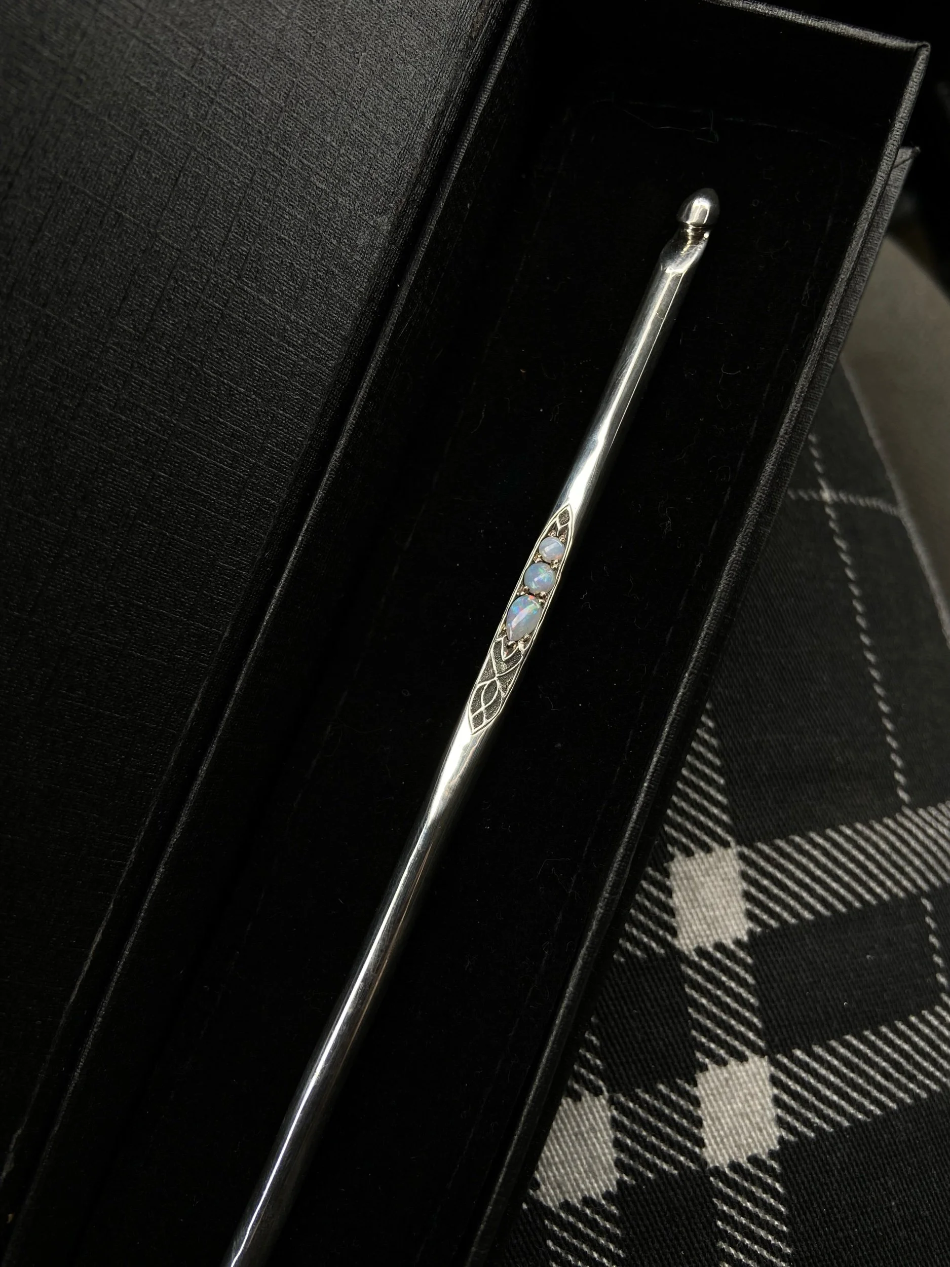 3F4D1D31-8247-4D43-A1A9-AD4F402CBDB1