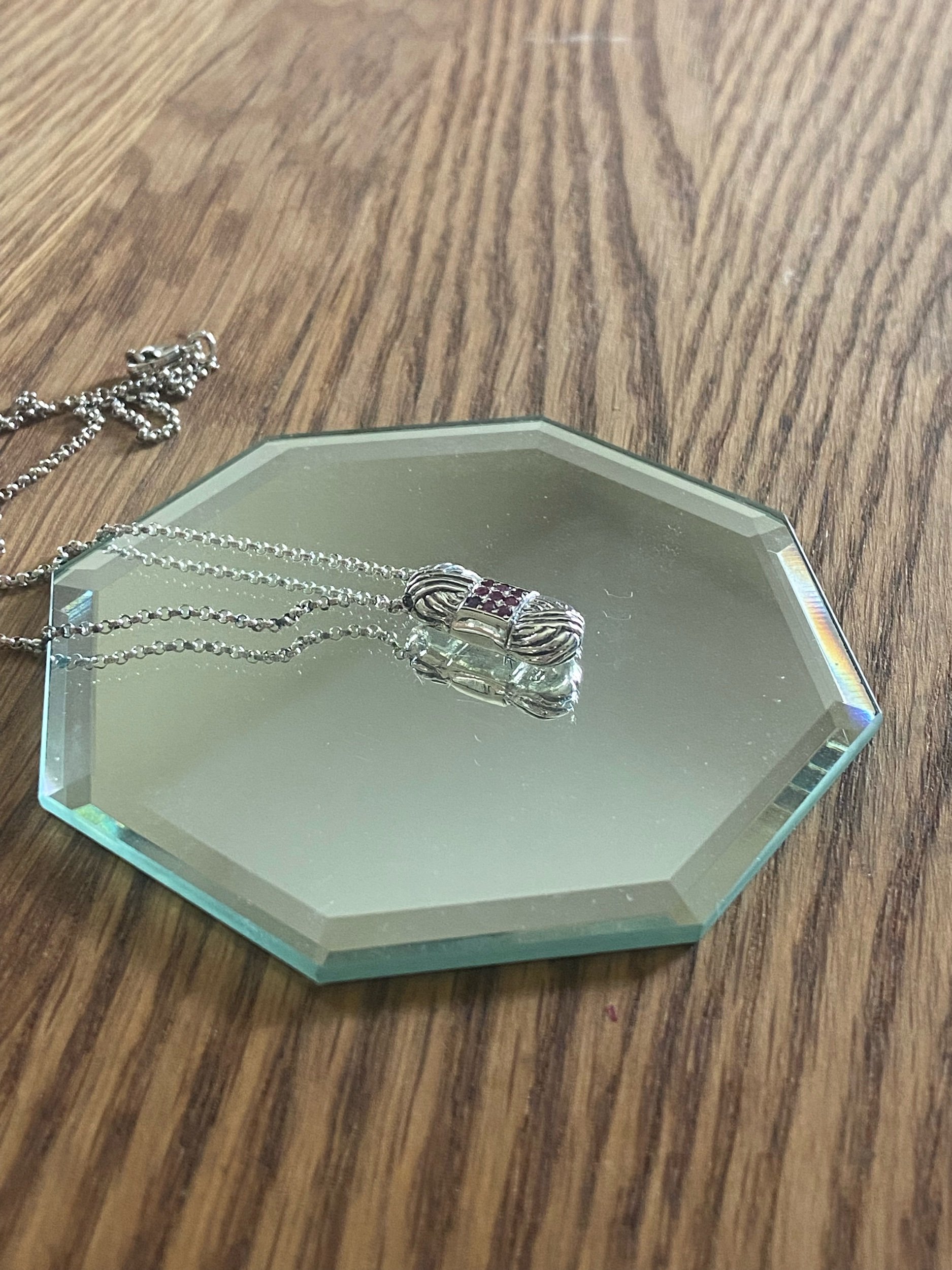 E38C73EE-9970-4256-B567-55BADB3BB319