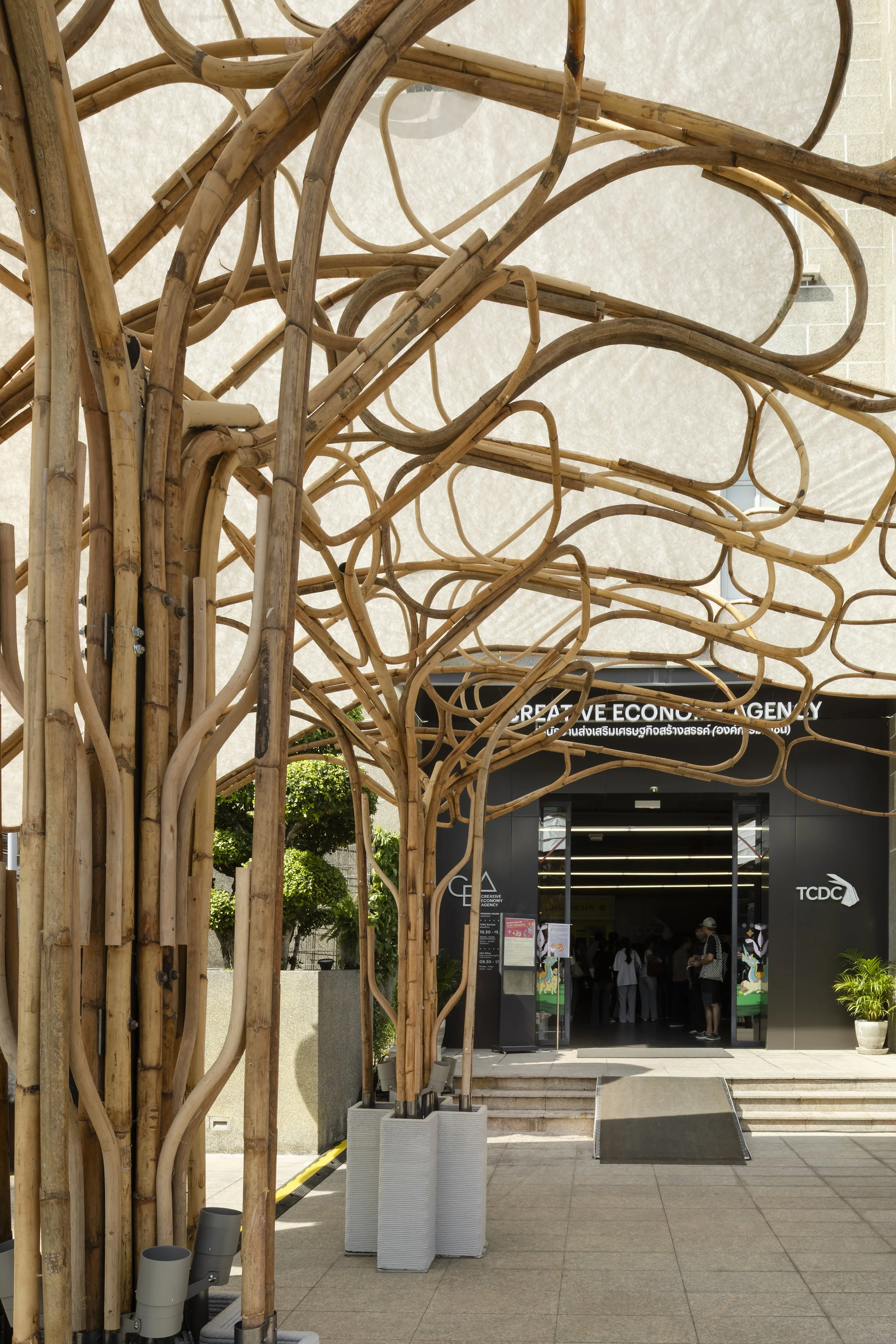 AugmentedCraft_Pavilion_10_©Sasiya_Booranamanus.JPG