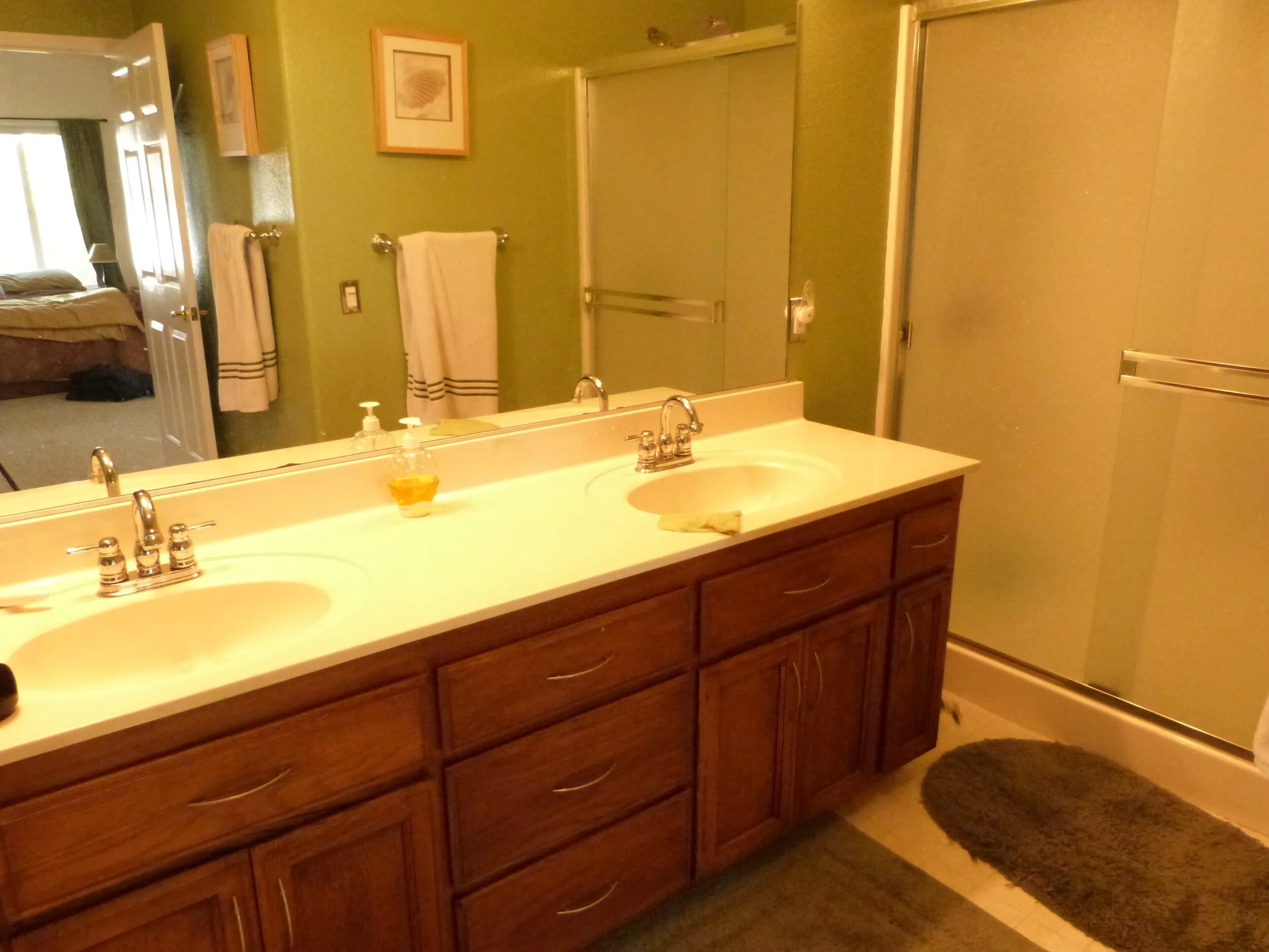 Master Bath 2.JPG