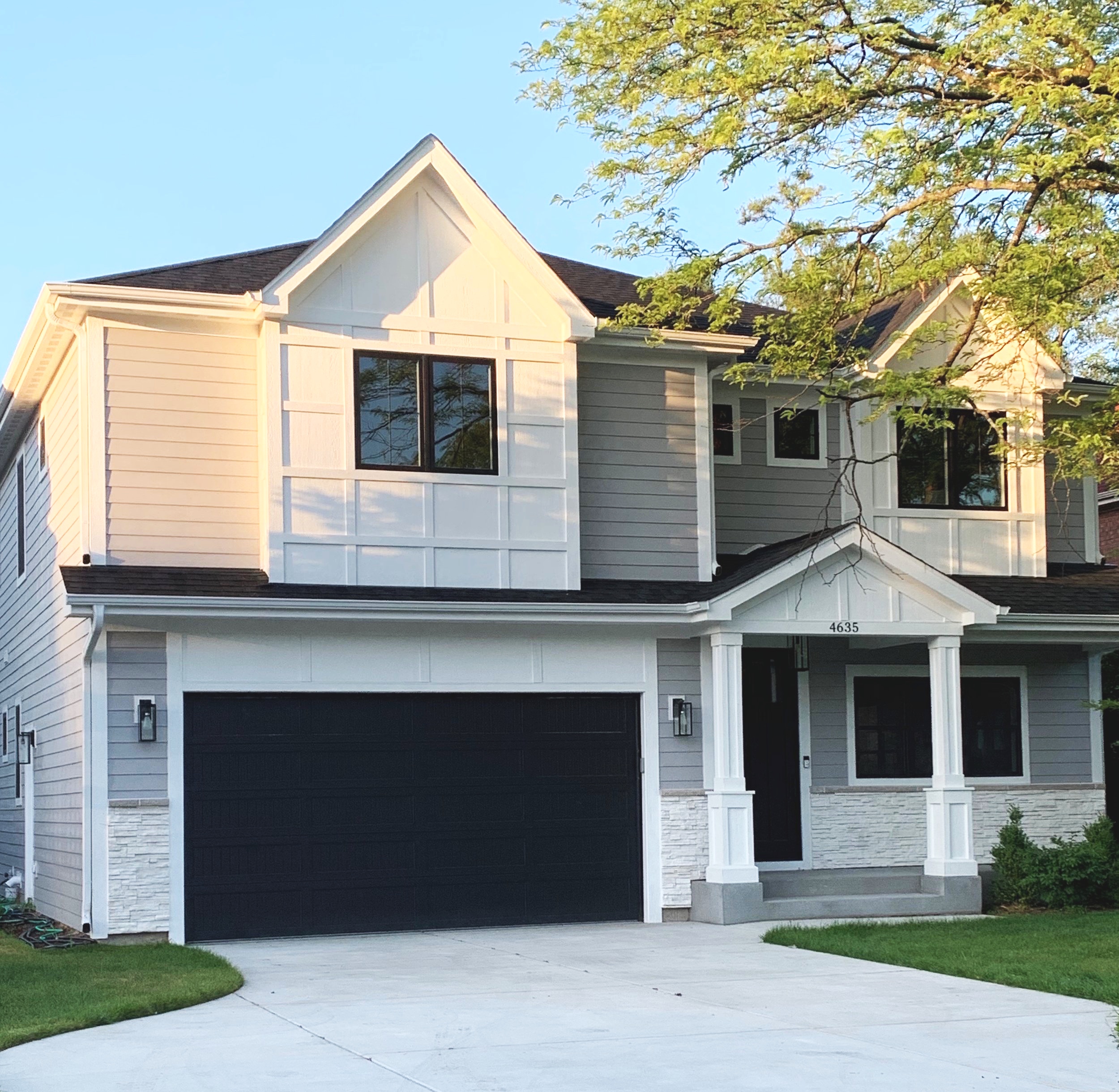 Laurel Avenue / GLENVIEW