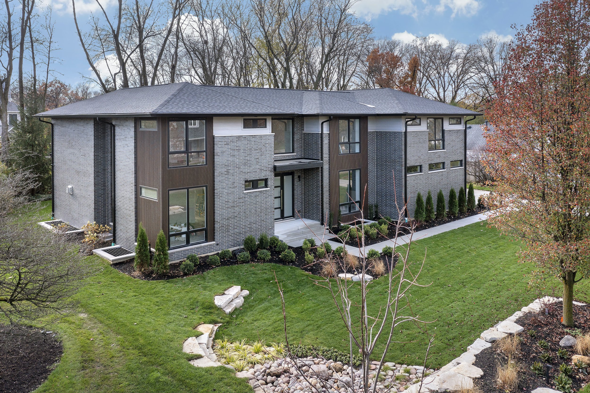 2136 Drury Lane, Northfield