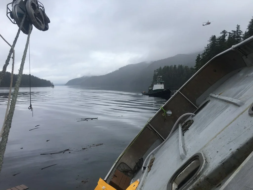 TugHeloBoat.jpg