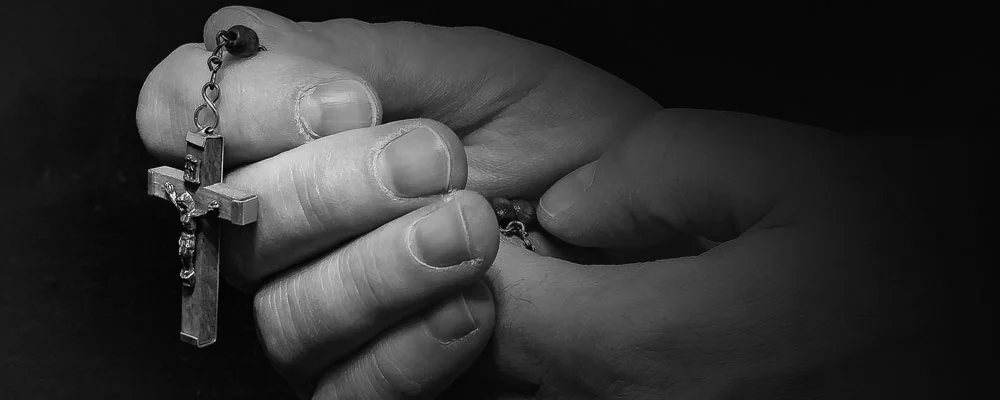 BlogHead_1000px_Chaplet.jpg