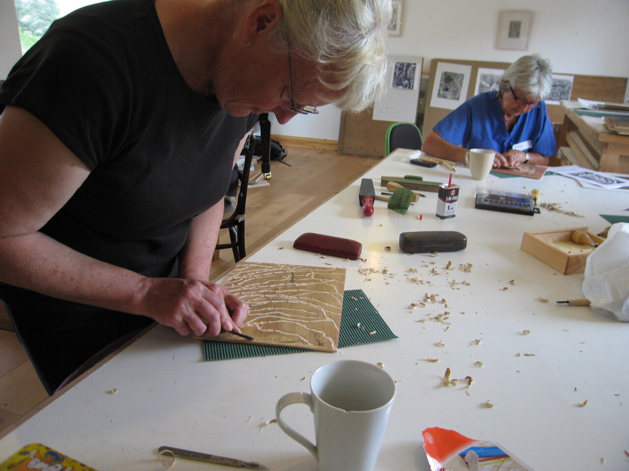  Sarah carving her nasty root block.   