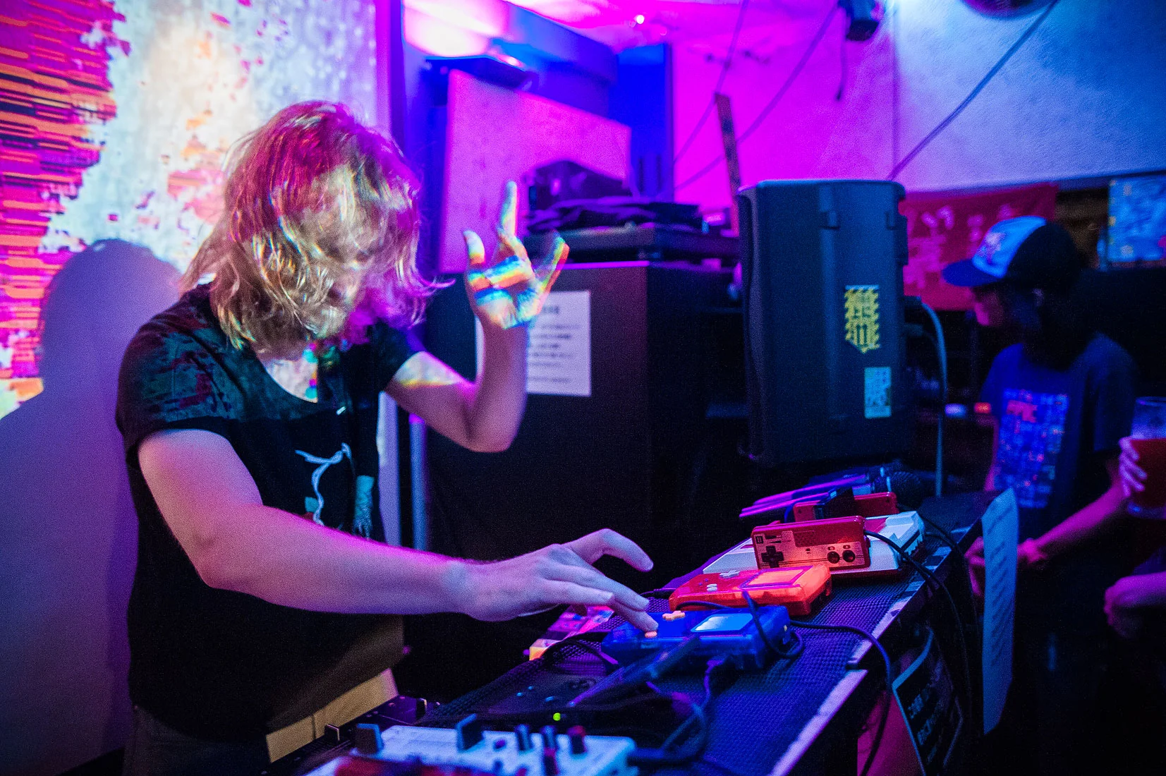 don’tblinkoryou’lldie with visuals by DIY_destruction