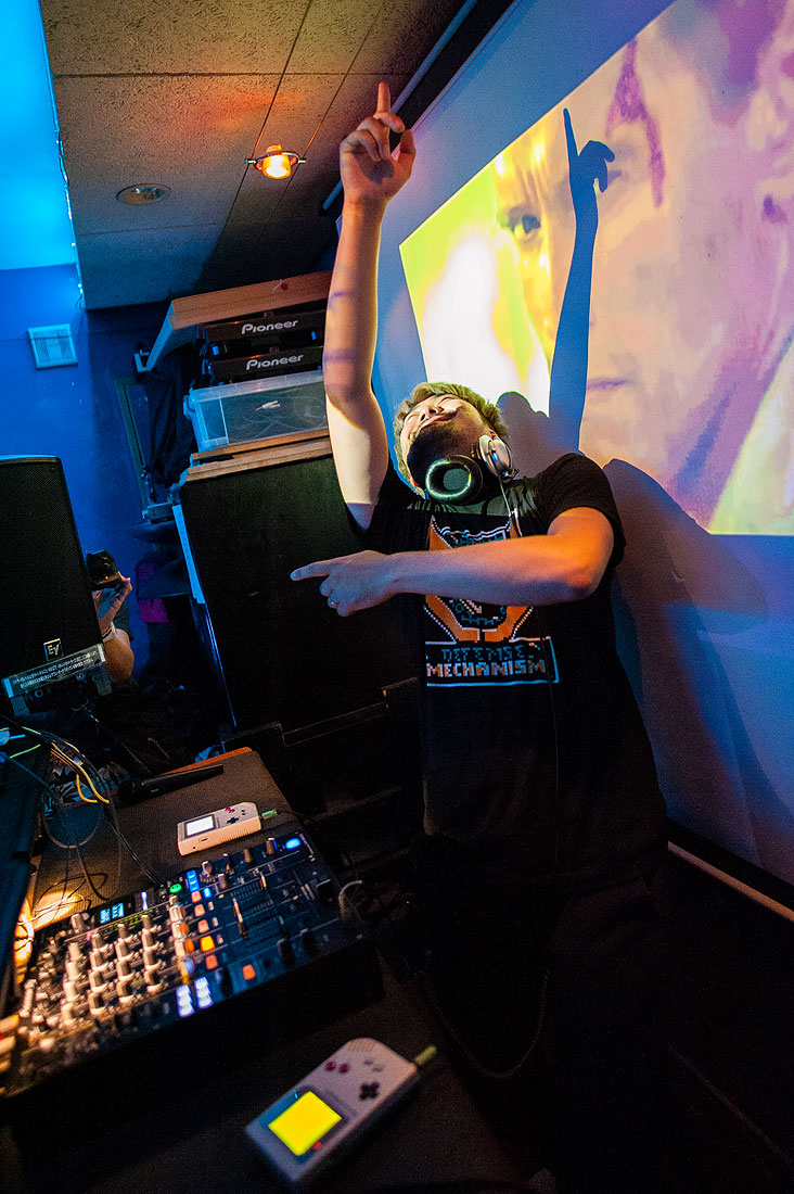 Kobalab with visuals by DIY_destruction