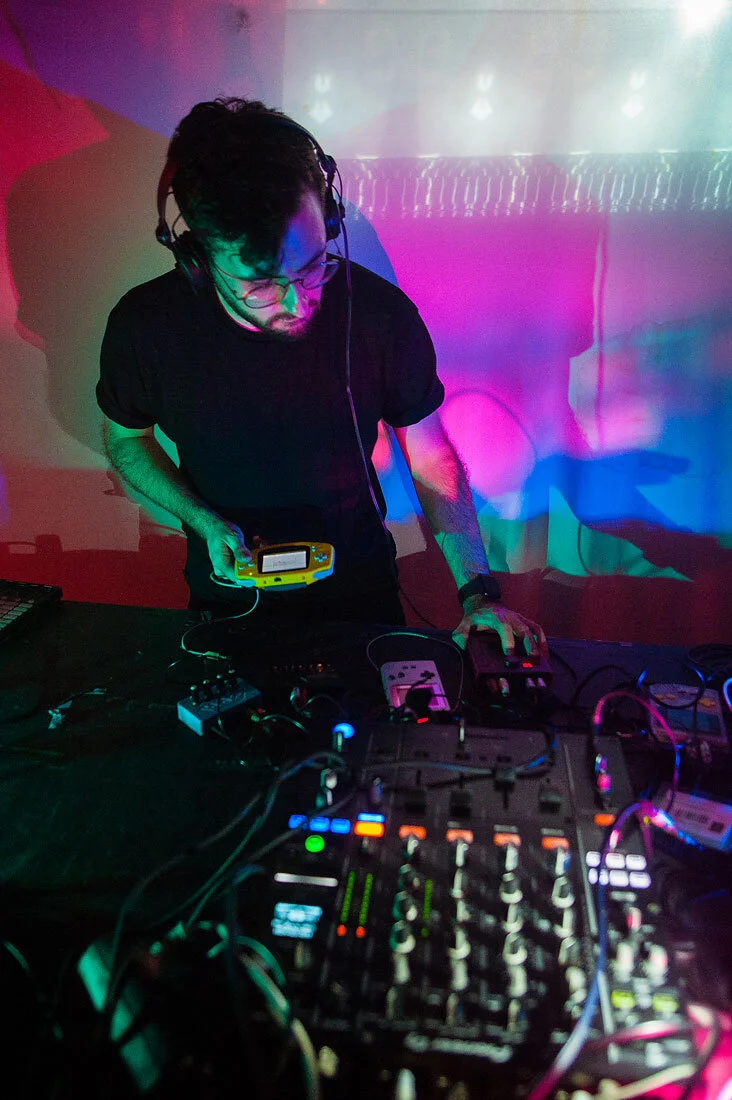 2xAA with visuals by VJ Chipwarrior