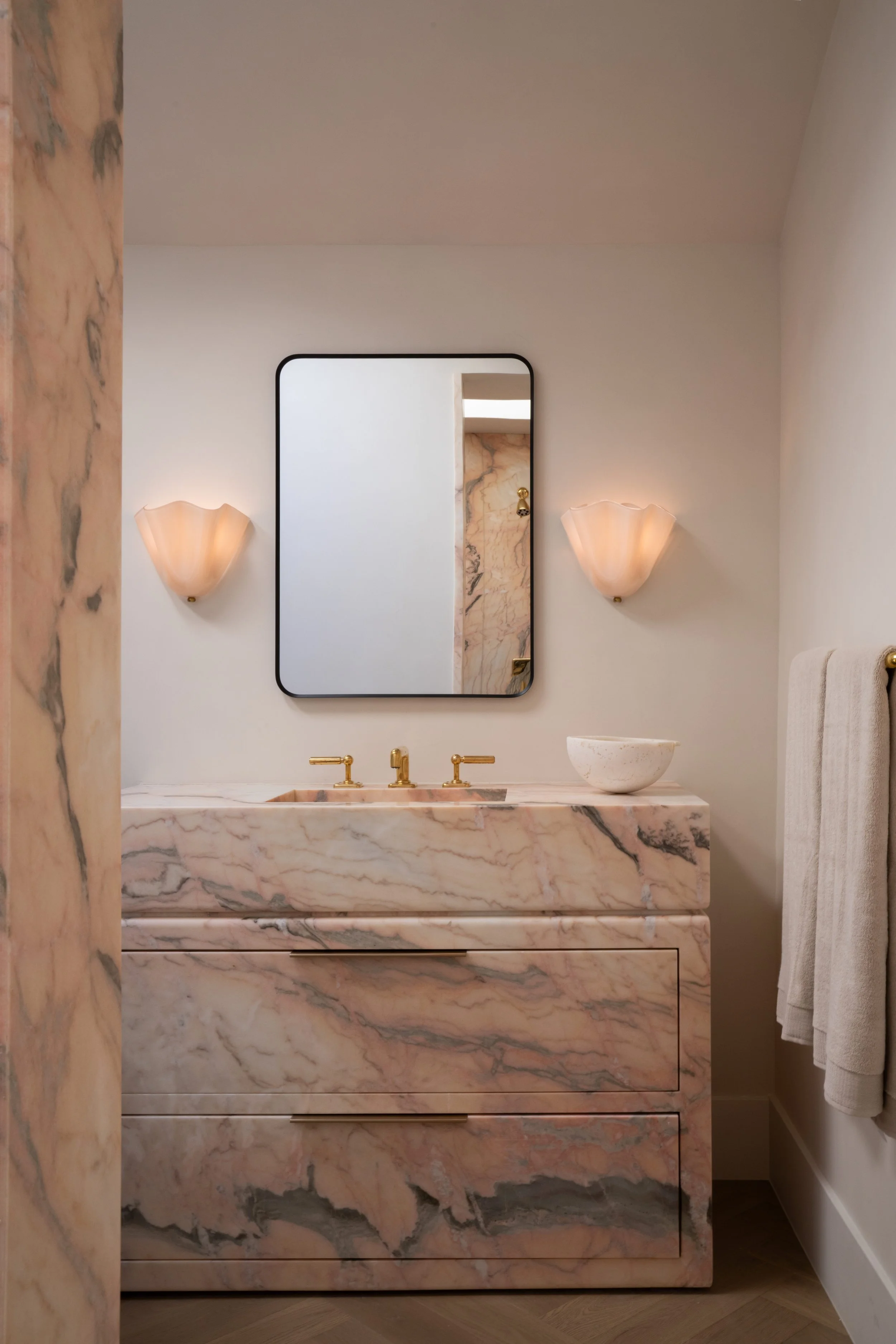 21_OSKLO Londonderry Pl9521_V1.jpeg