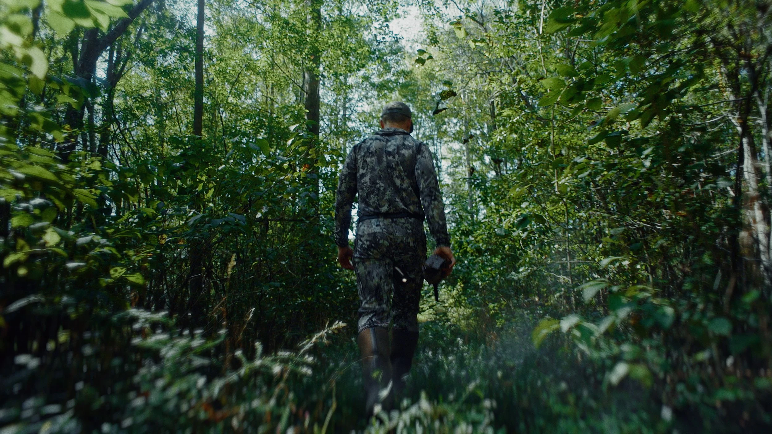 Moultrie - The Connected Hunter