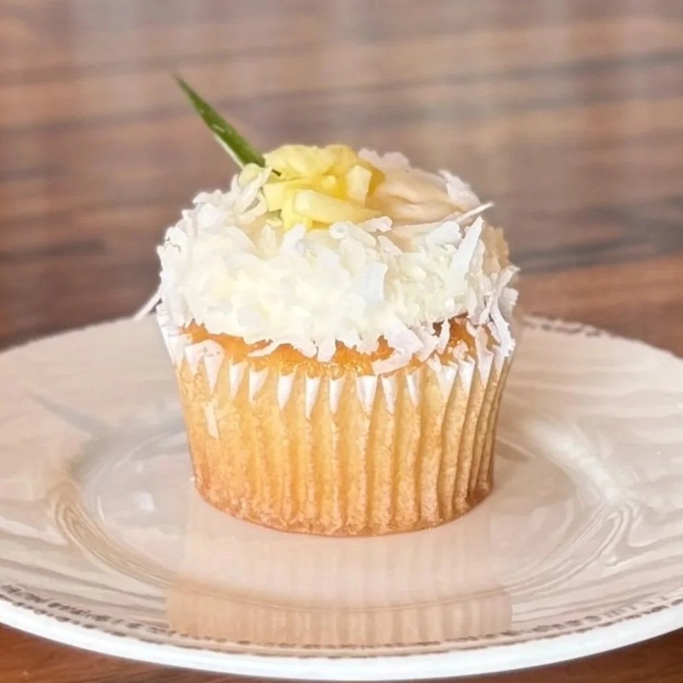 Tropical Paradise cupcake