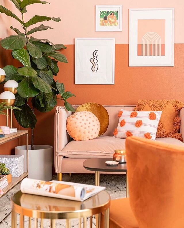 We&rsquo;ve been self-isolating for 37 days, #PFSummer20 applications close in 26 days and preview night is in three months + 18 days, but who&rsquo;s counting?! // 📸 beautiful @cash.color print featured in this @ohjoy photo 🤗