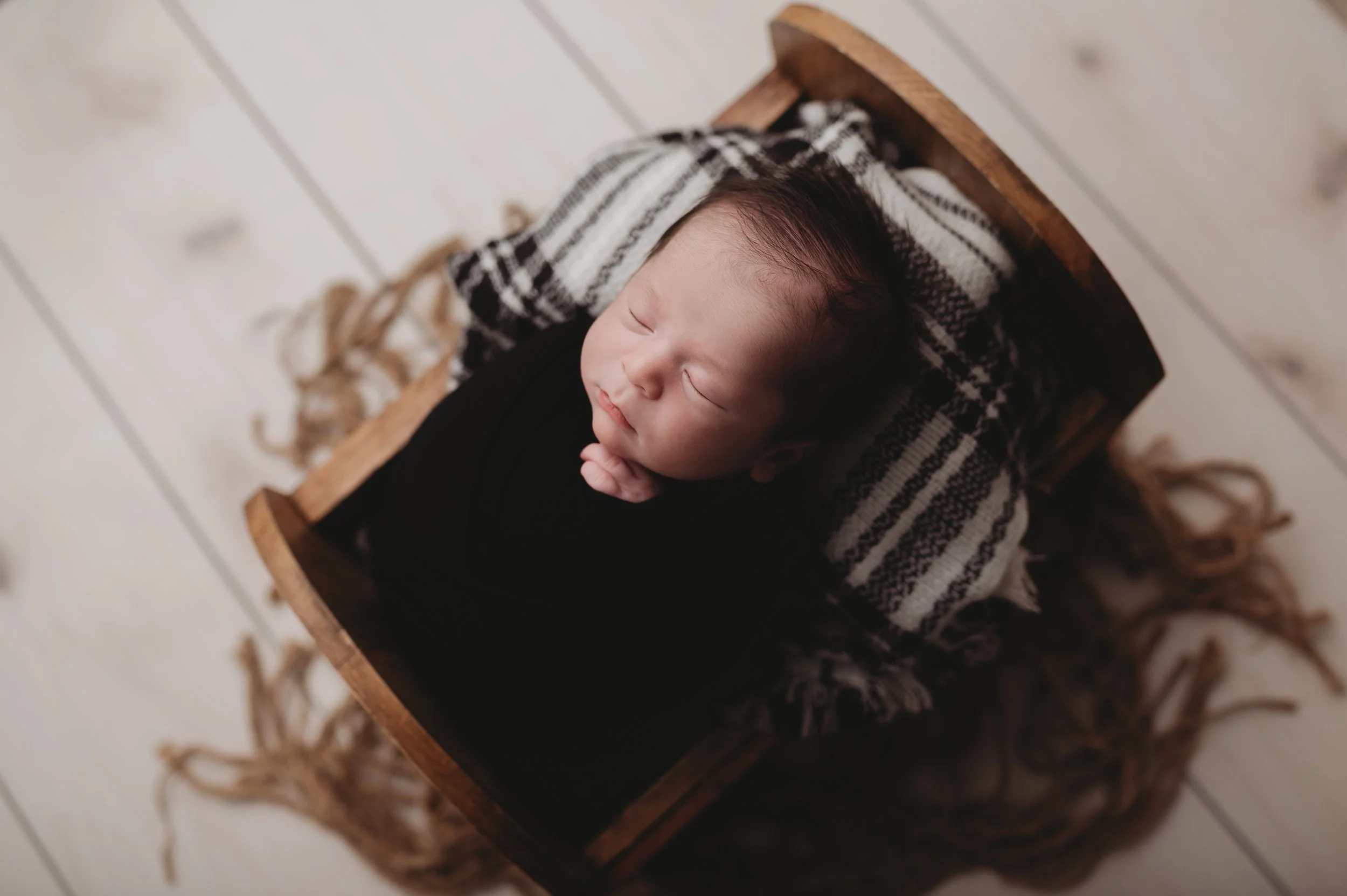 CameronNewborn-28.jpg