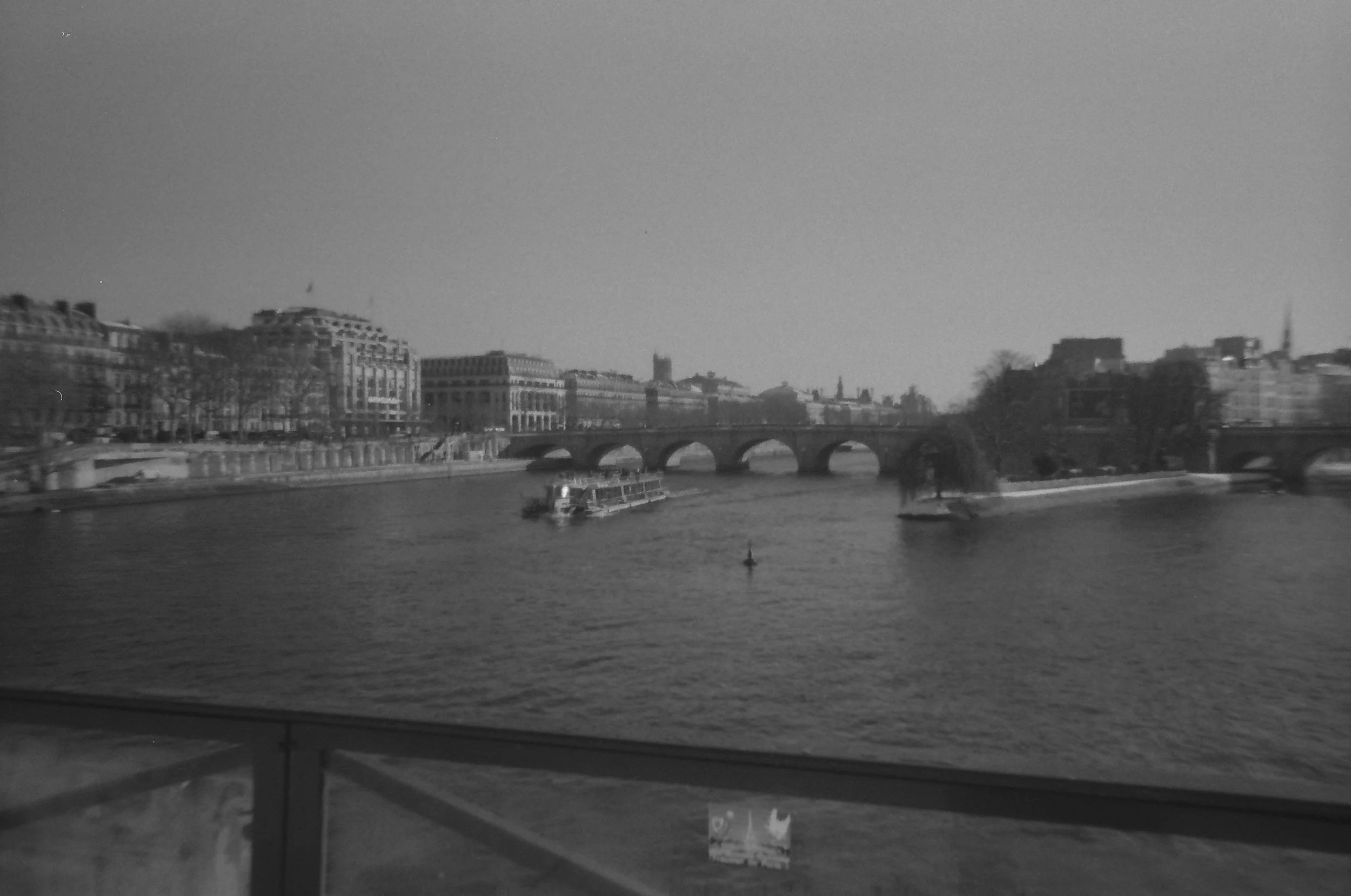 Parisbridge4.jpg