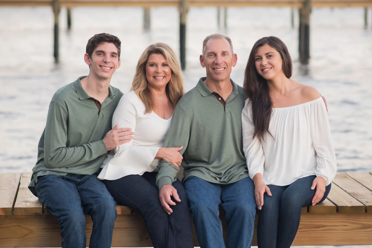 Armellini_Stuart-Florida-Dock-Family-Portrait.jpg