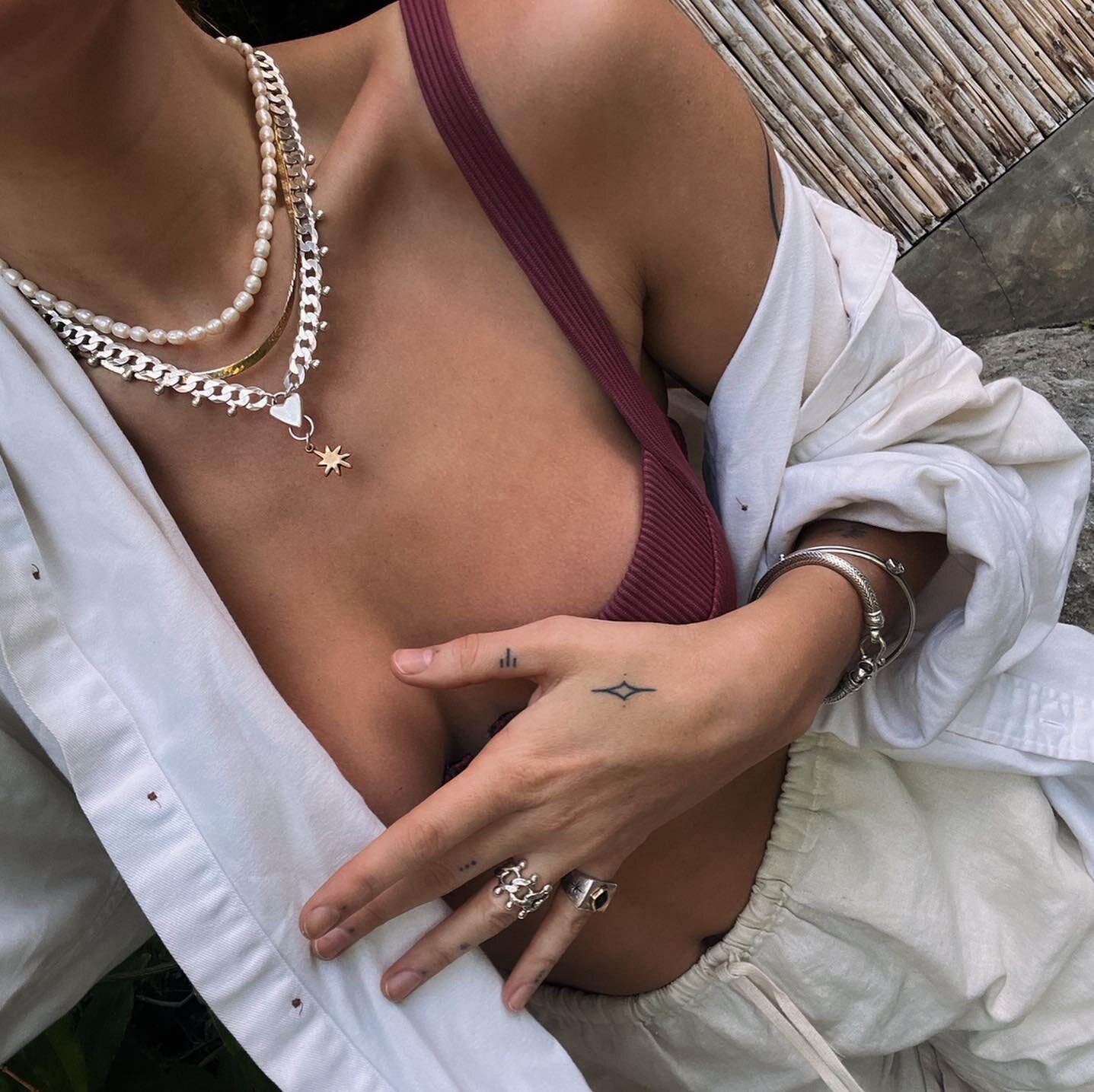 Tested and approved - My new favorite necklace can be worn 24/7 on an international trip. Not taken off once for swimming in the ocean, salty sand, tuk tuk rides, dock jumping, bottomless rums, sun burns, and ungodly layovers. I tested it, so you don