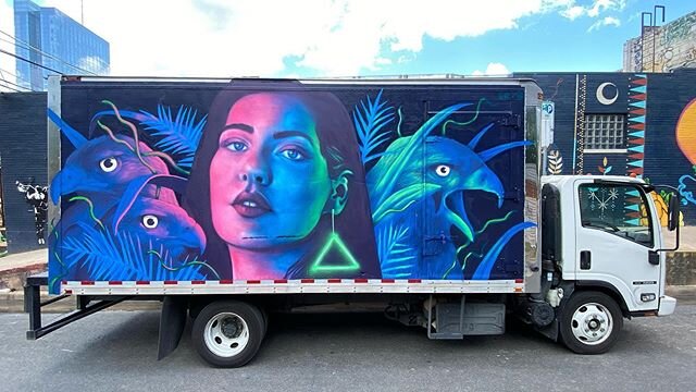 &ldquo;Glow in the Dark&rdquo;. Painted in collaboration with @erthink for @hopecampaign and @minamotofoods mobile mural project, Hope Fleet. 
MINAMOTO deliverers free family meals to industry workers in Austin, Dallas and Houston.&nbsp; It is an exa