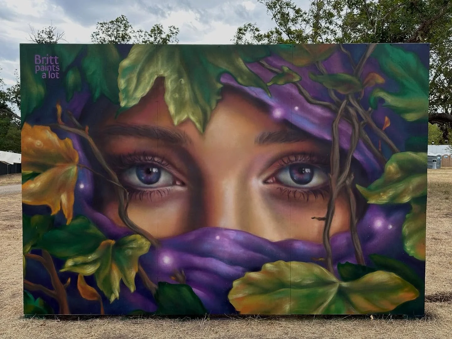 Final Photos and Fun @wickedoaksfest.  Always the best time painting by @taylordpaints. 

Thanks @everydayresearch for putting this all together. We love you!! And thanks to Carter for building the best walls! 

Im really enjoying using this purple g