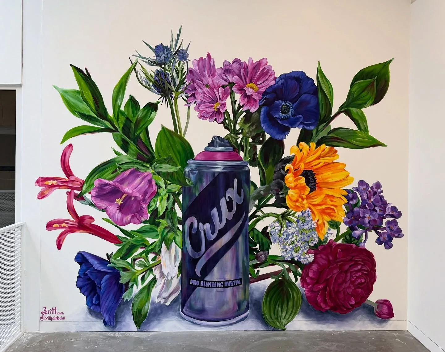 Final photos for @cruxcc mural and flowers for you today 💕

Had so much fun keeping this one painterly.  Learning to really love brush. 

Excited to paint a version of this in oil soon with the actual Loop logo :) and Zuzubee hands :)