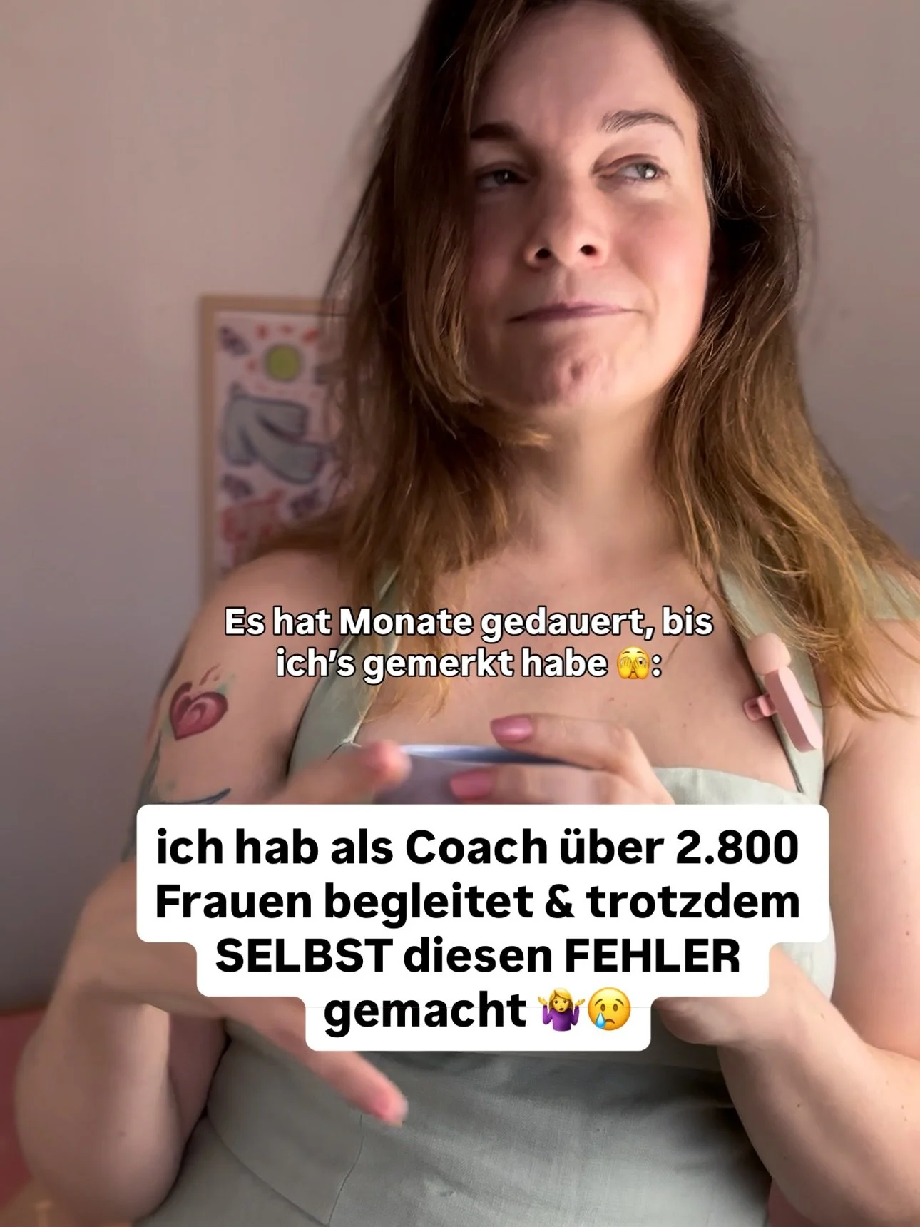 Okay, lassen wir das peoplen pleasen und uns zu viel erkl&auml;ren sein, und fangen an zu f&uuml;hren (the feminine way)?! 🤝

Musste den Fehler selbst noch mal machen, obwohl ich schon so viele Jahre - fast 20 - schreibe und onlinestrategisiere, ums