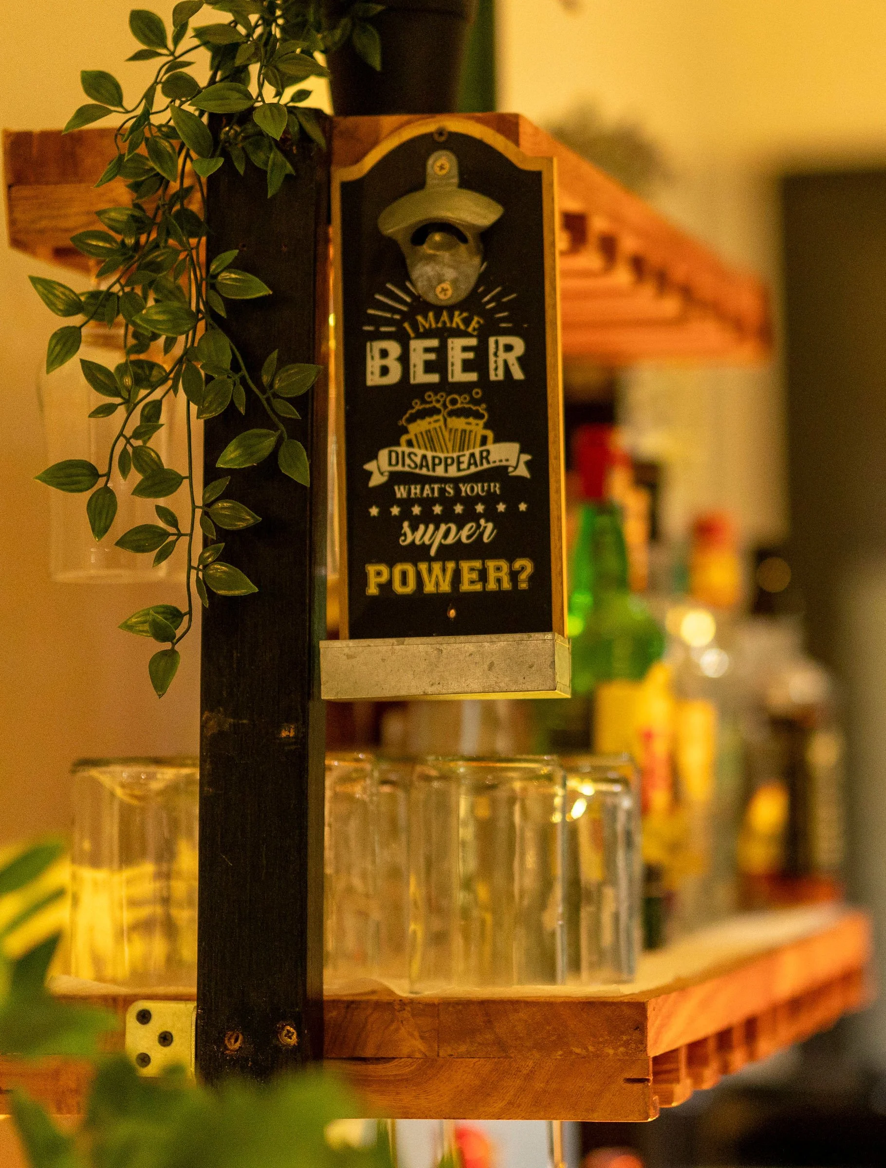 inn-on-the-lake-bar-sign.JPG