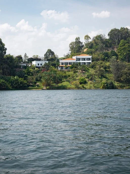 inn-on-the-lake-in-lake-hotel-view.JPG