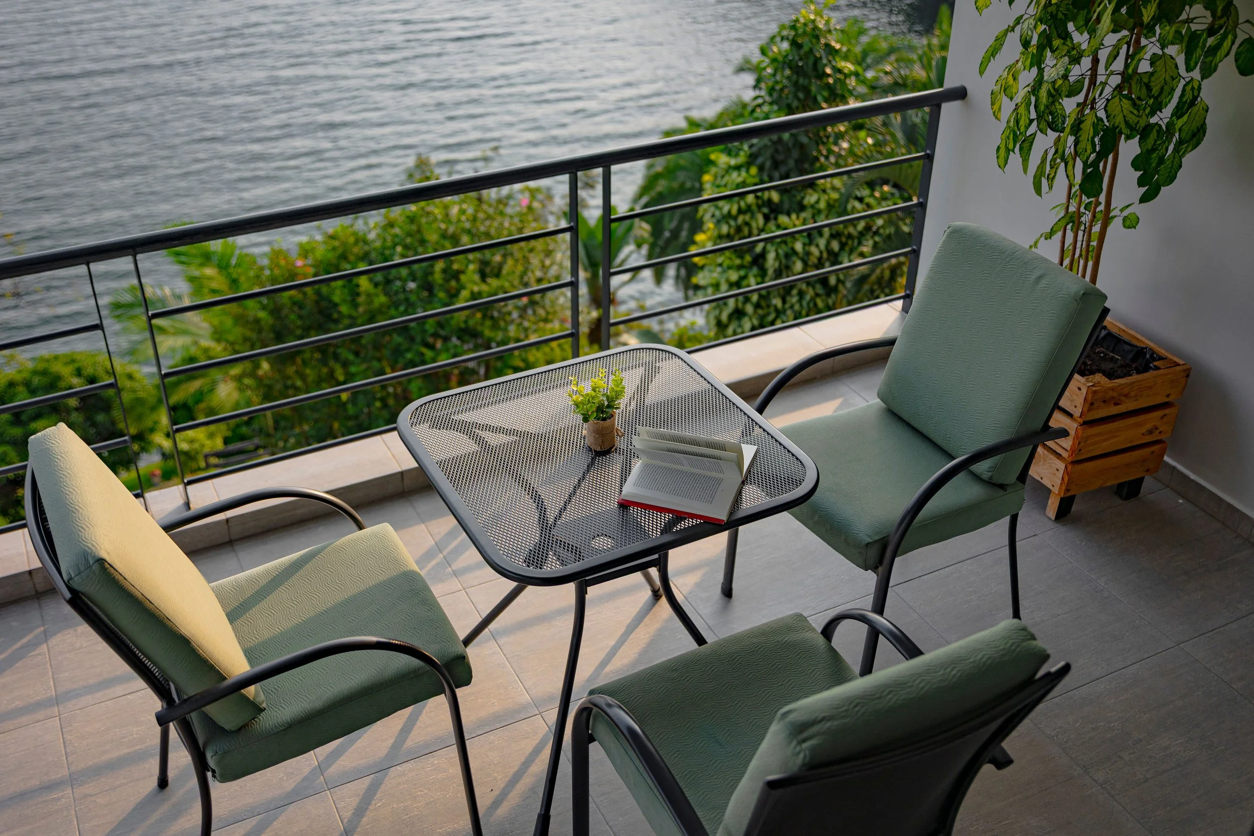 inn-on-the-lake-balcony-view.JPG