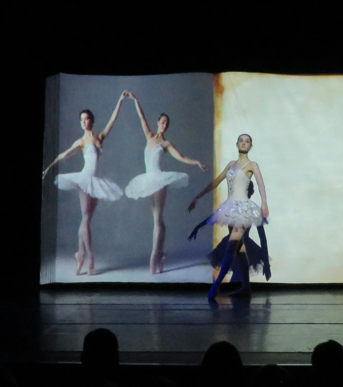 Primary Modern Theatre