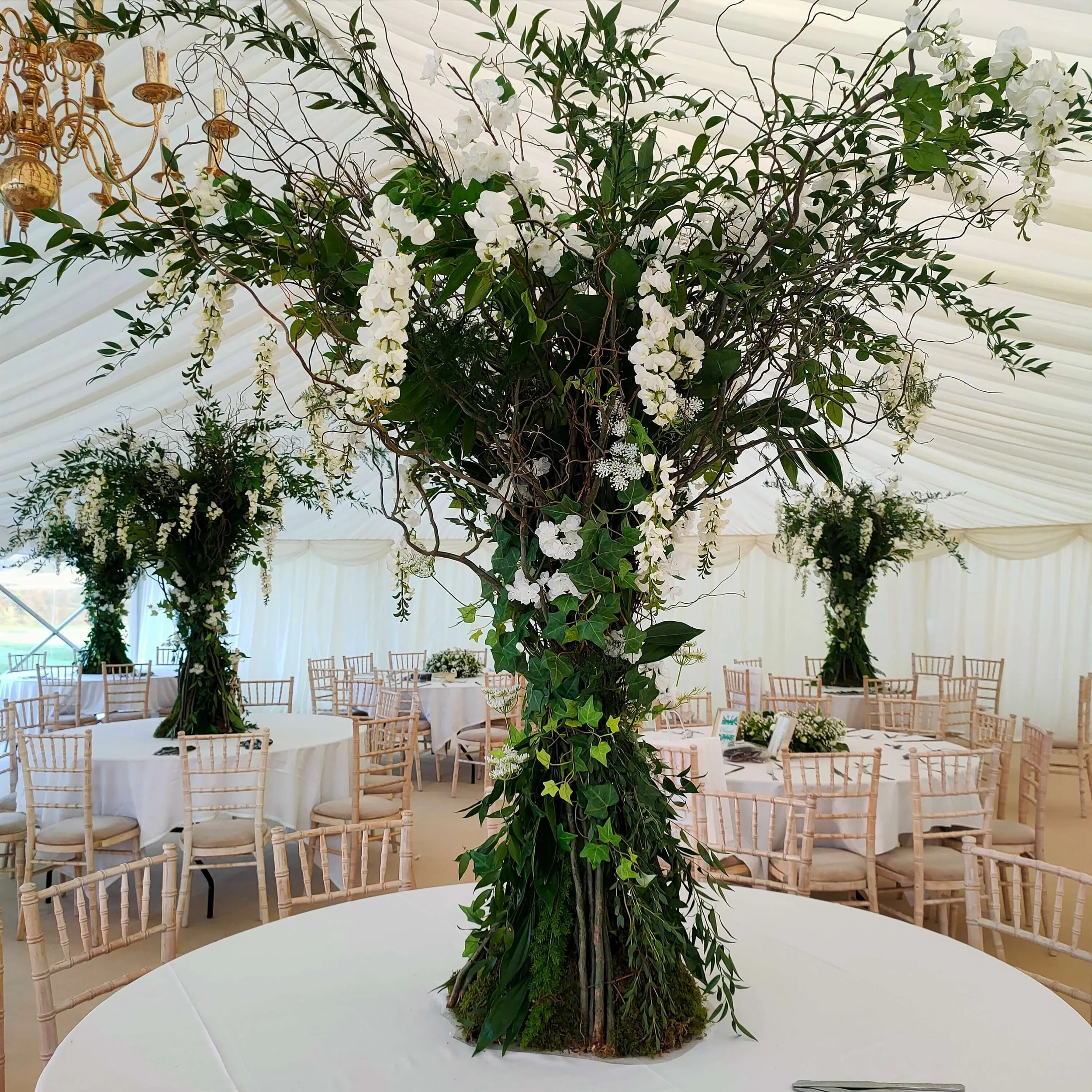 Wedding Floral Design by HeiDesigns