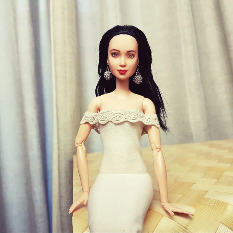OOAK Made to Move Black Hair Barbie, Eve, Plastically Perfect - OOTD Hand Sewn DIY party dress 02.jpg