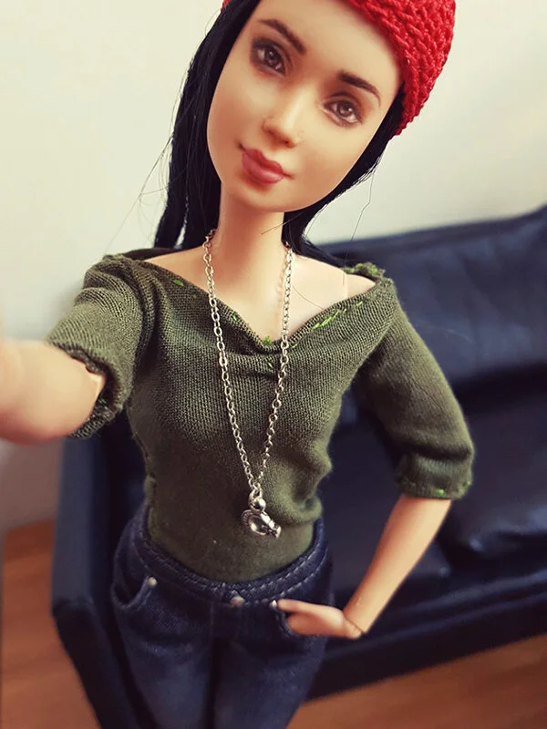 OOAK Made to Move Black Hair Barbie, Eve, Plastically Perfect - OOTD the Jeans 06.jpg