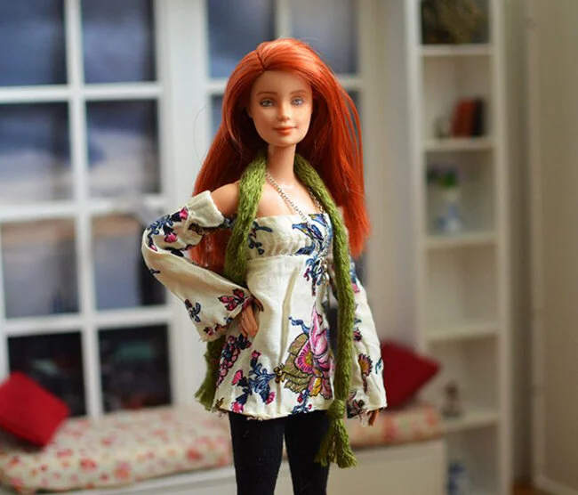 OOAK red hair made to move Barbie, Anne, Plastically Perfect - OOTD capsule wardrobe outfit 9 pic 03.jpg